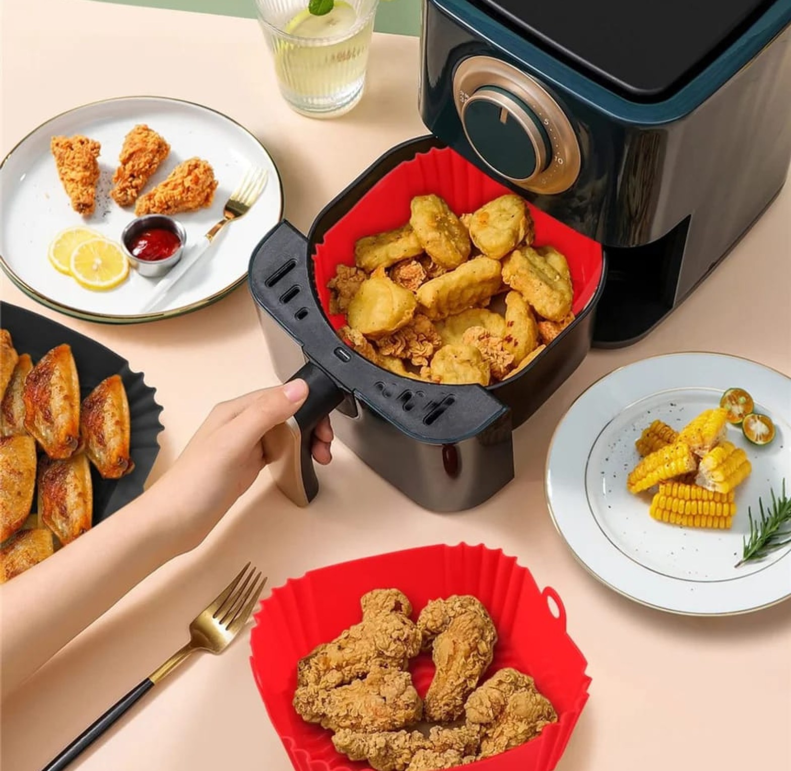 Round Silicone Air Fryer Liner  image