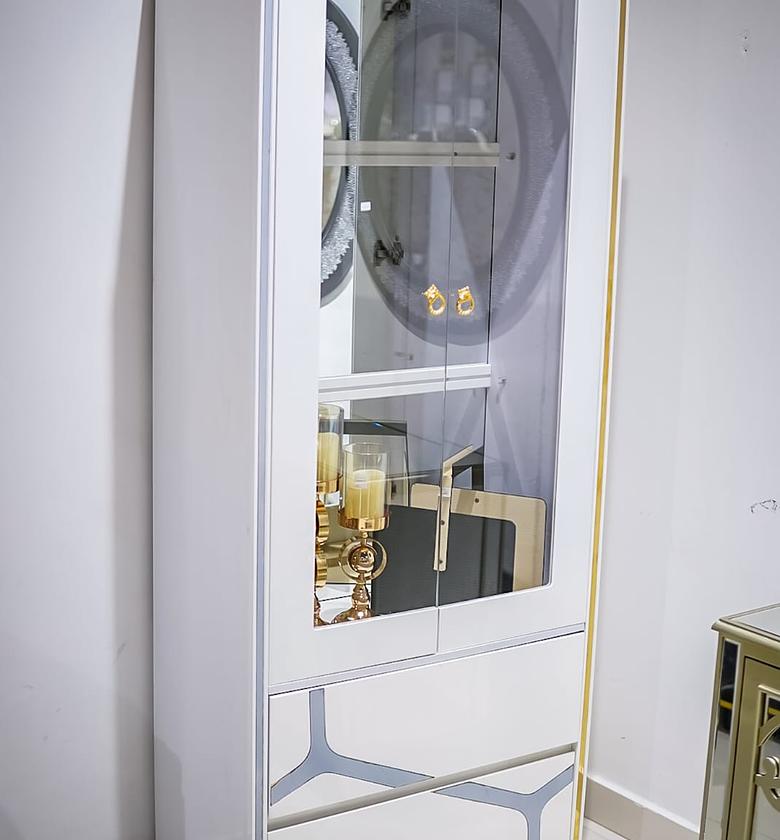 Cabinet image
