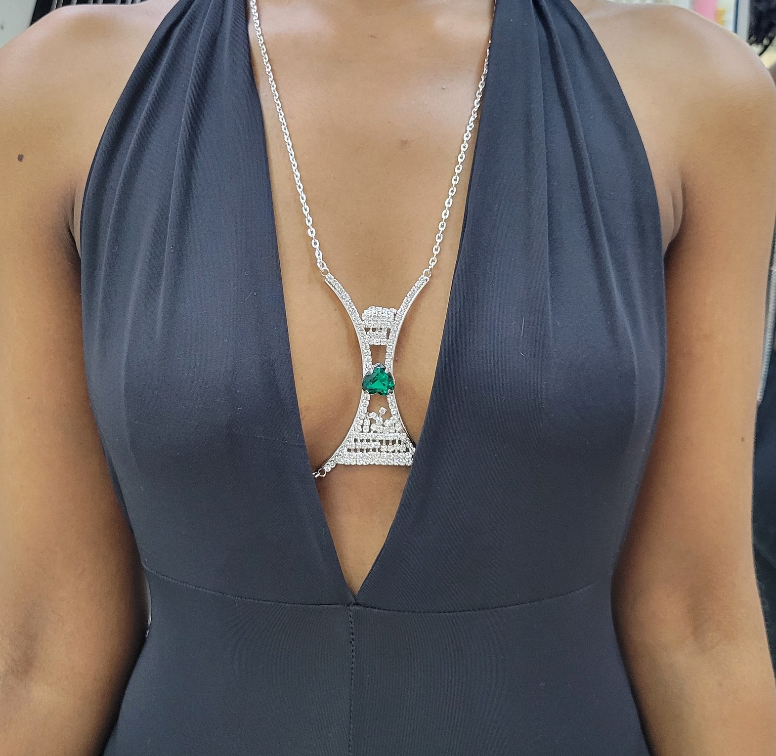 Bodychain  image