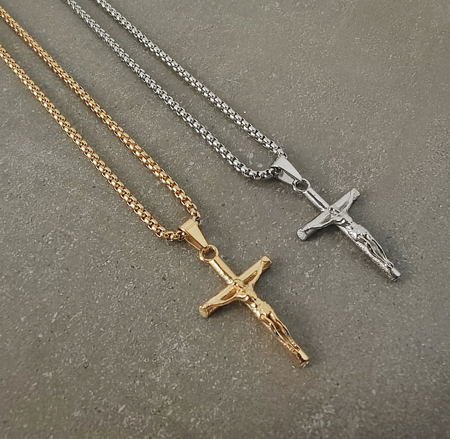Crucifix chain image