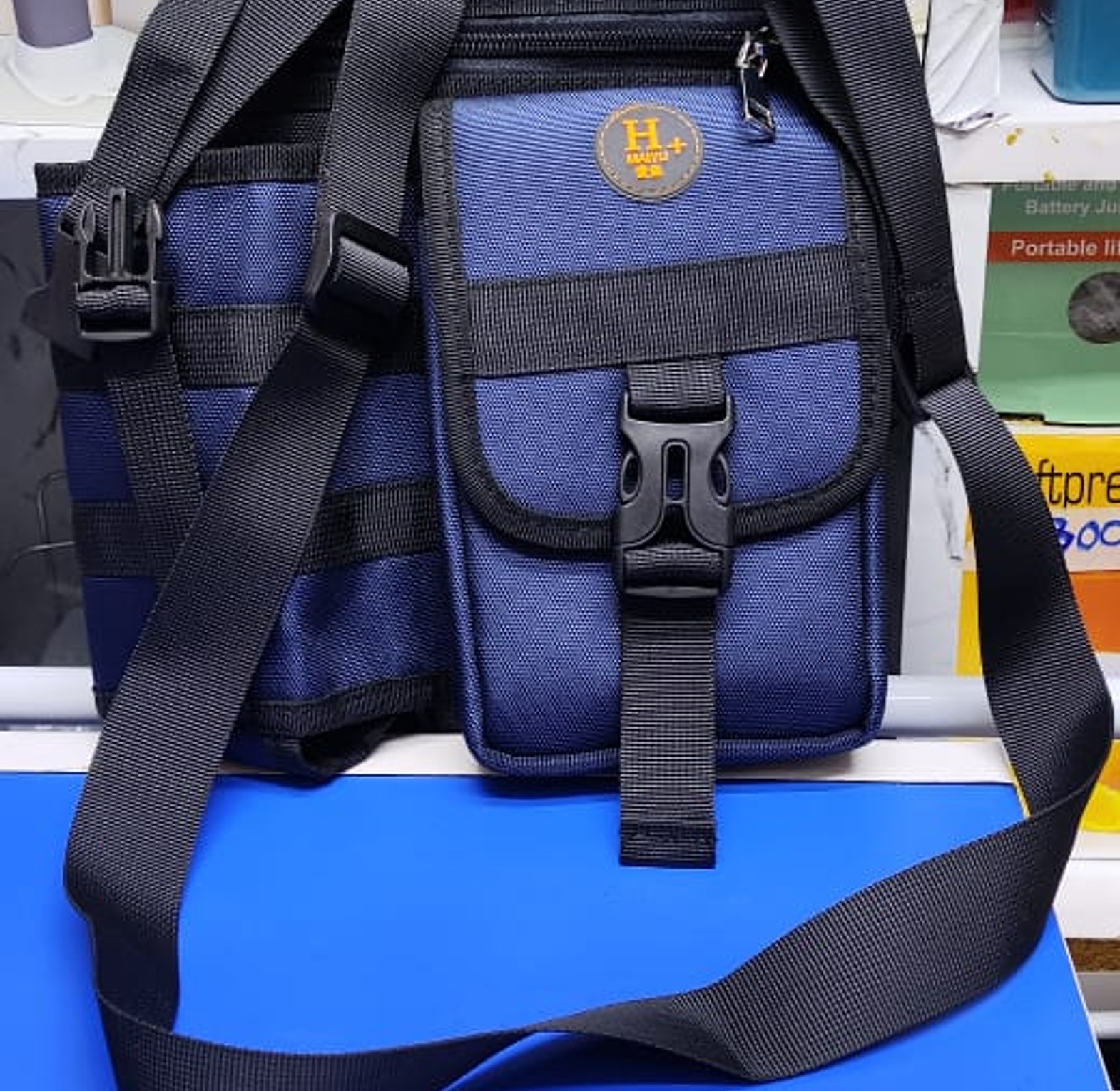 Water Bottle Holder Carrier Bag With Adjustable Strap image