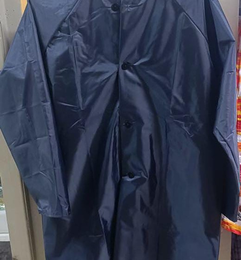 Unisex Adult Button-Down Raincoat image
