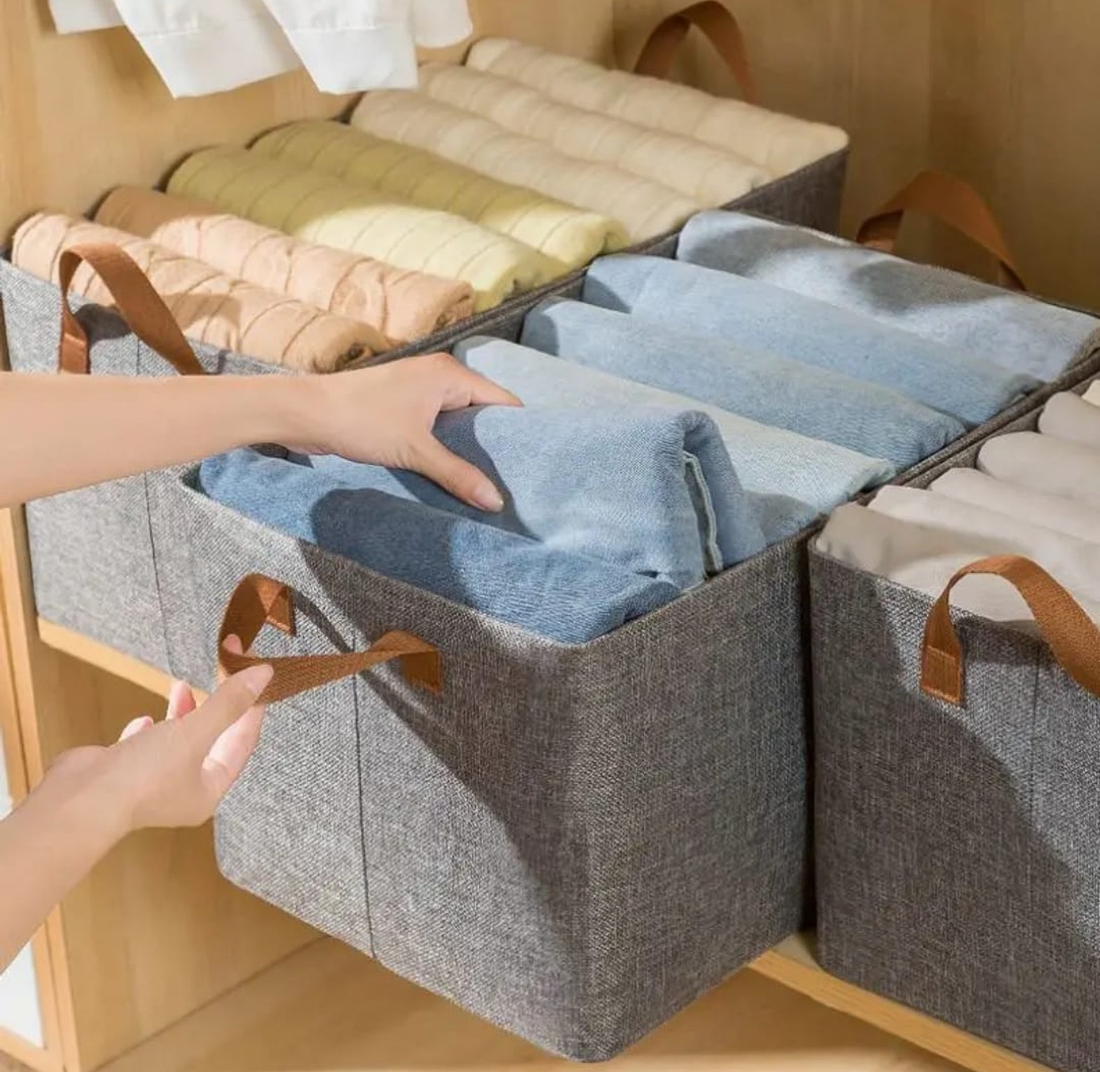 Foldable Fabric Wardrobe Storage Organizer with Reinforced Handles image