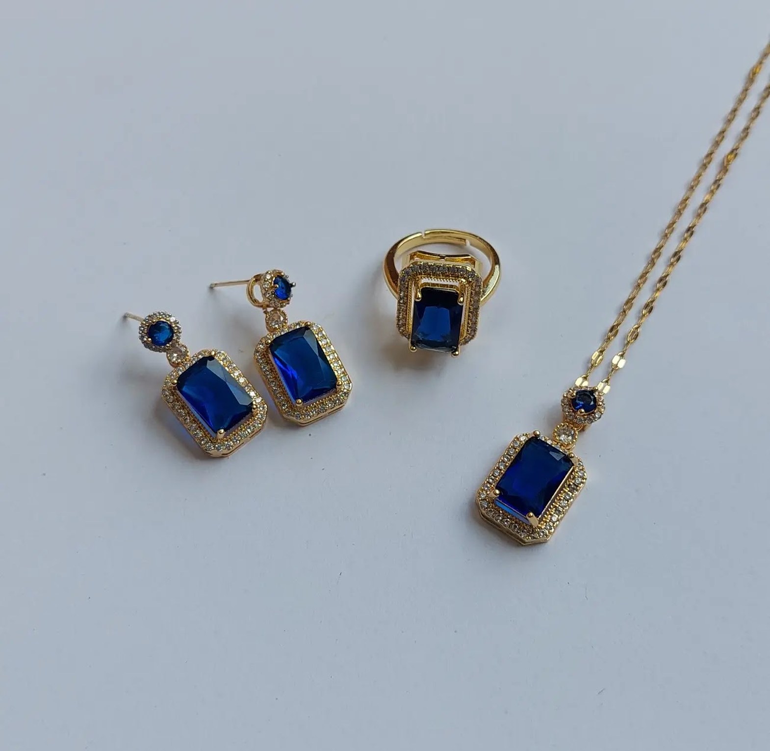 Blue Jewelry Set image