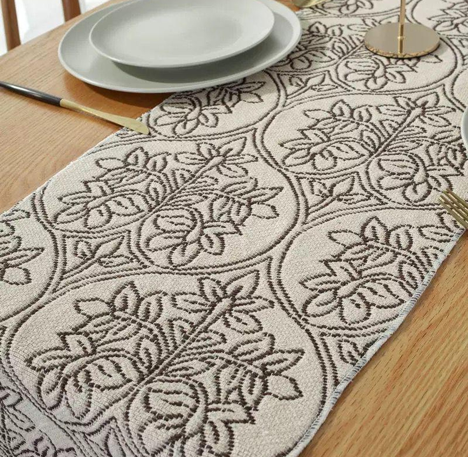 Premium Table Runner  image