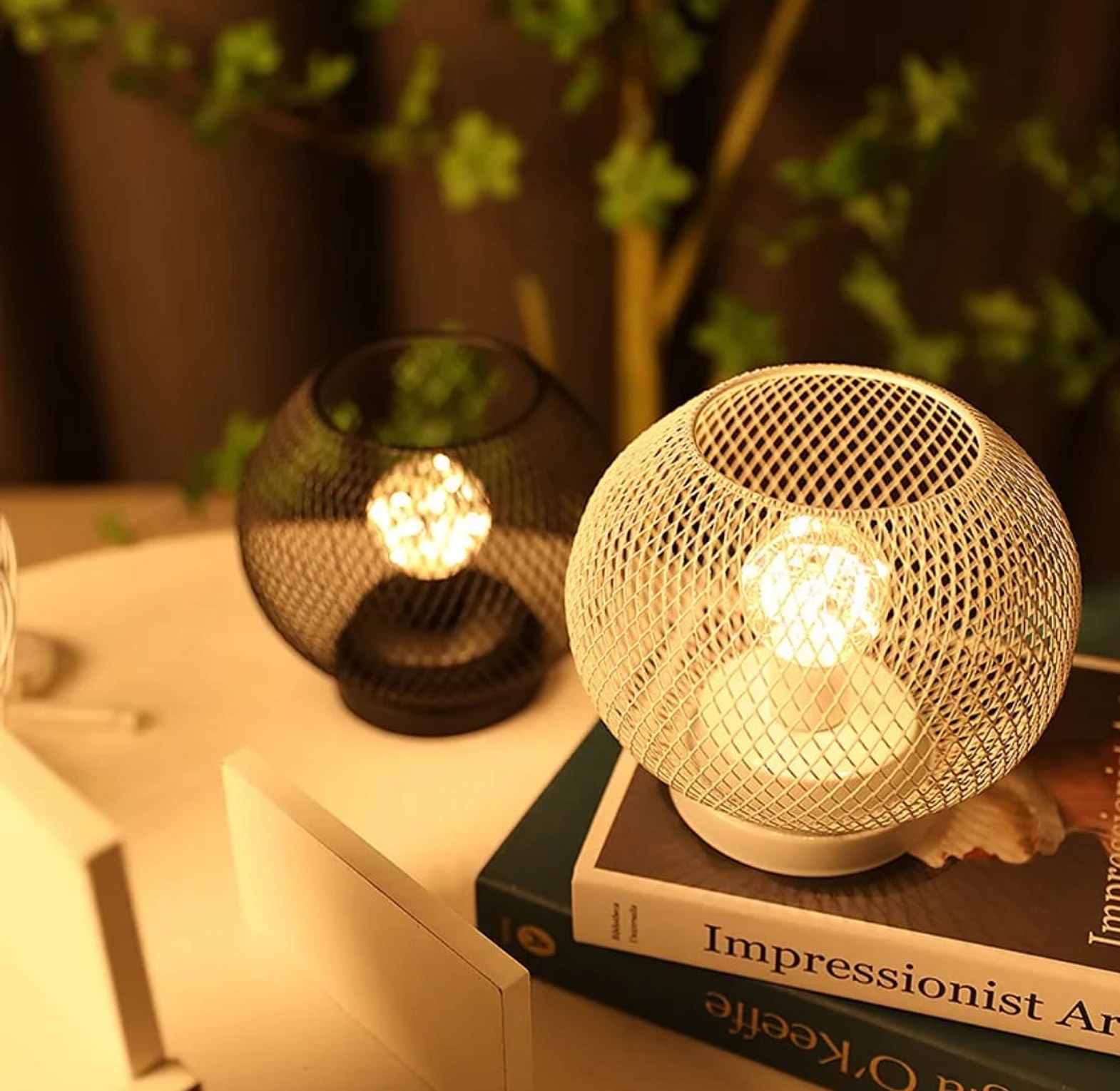 Decorative LED Iron Table Lamp image
