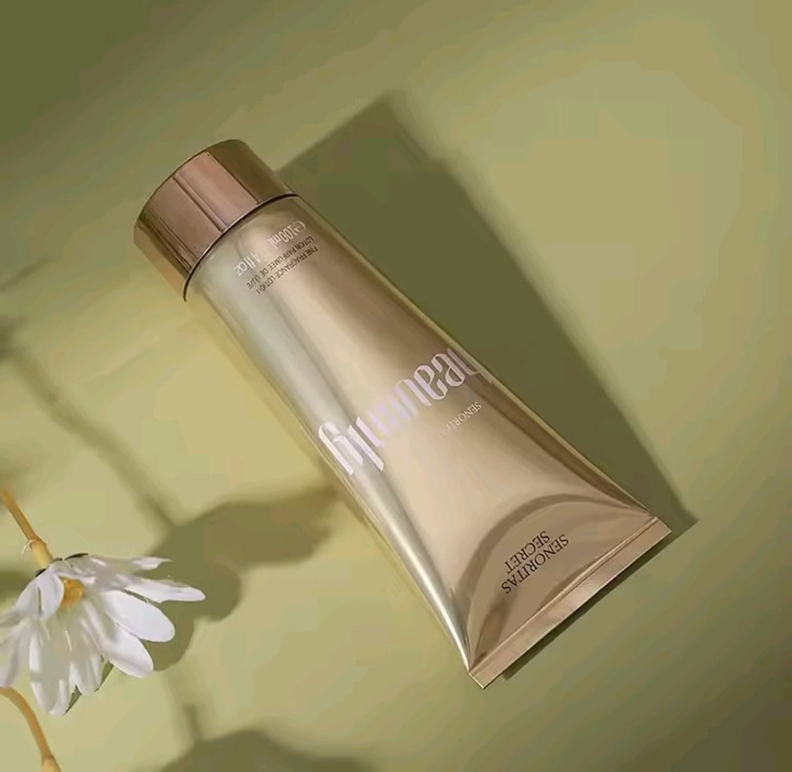 Senoritas Secret Heavenly Perfume Gift Set 100ml Fragrance Lotion & 75ml Perfume image