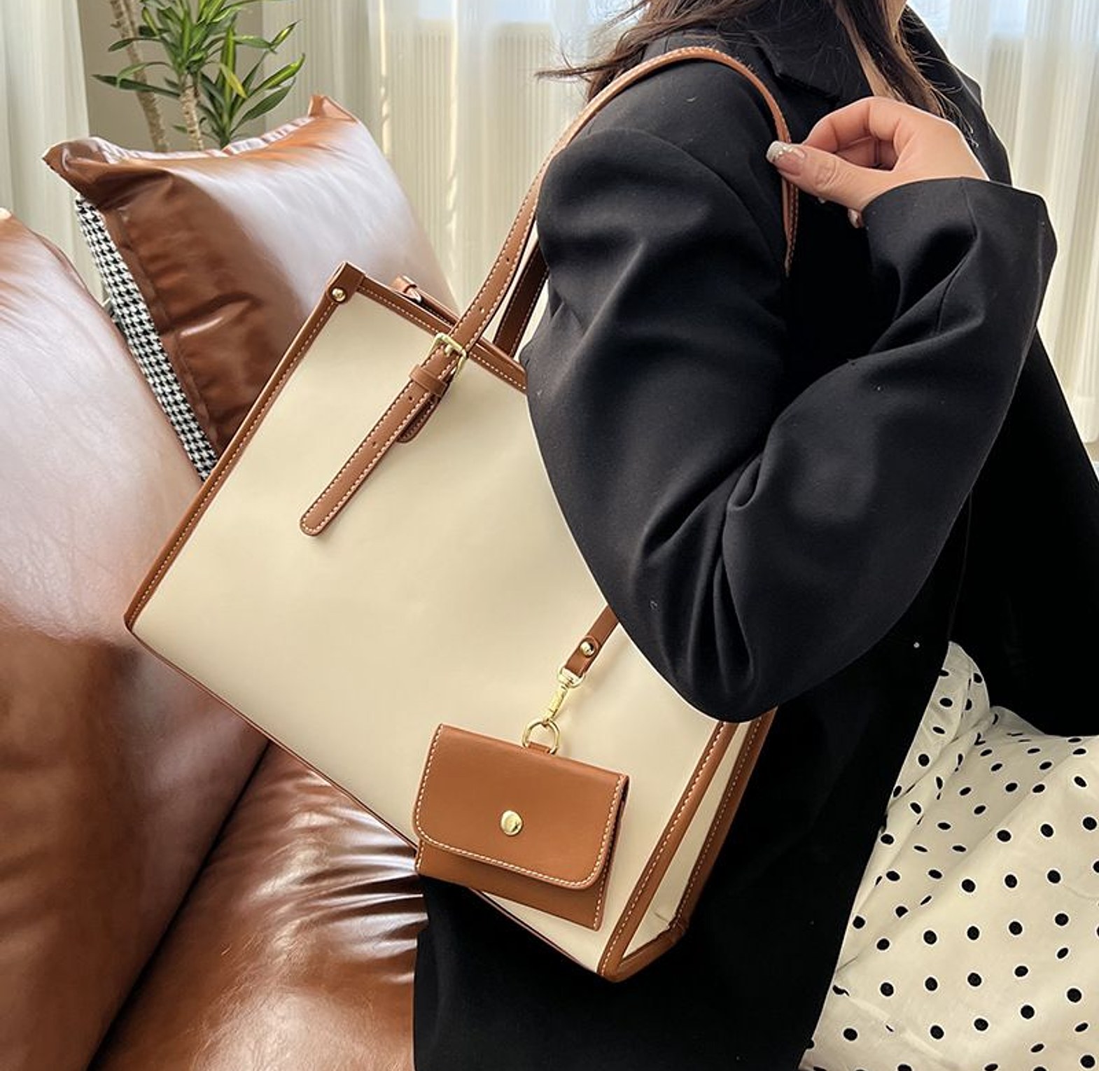 The Modern Executive Laptop Tote image