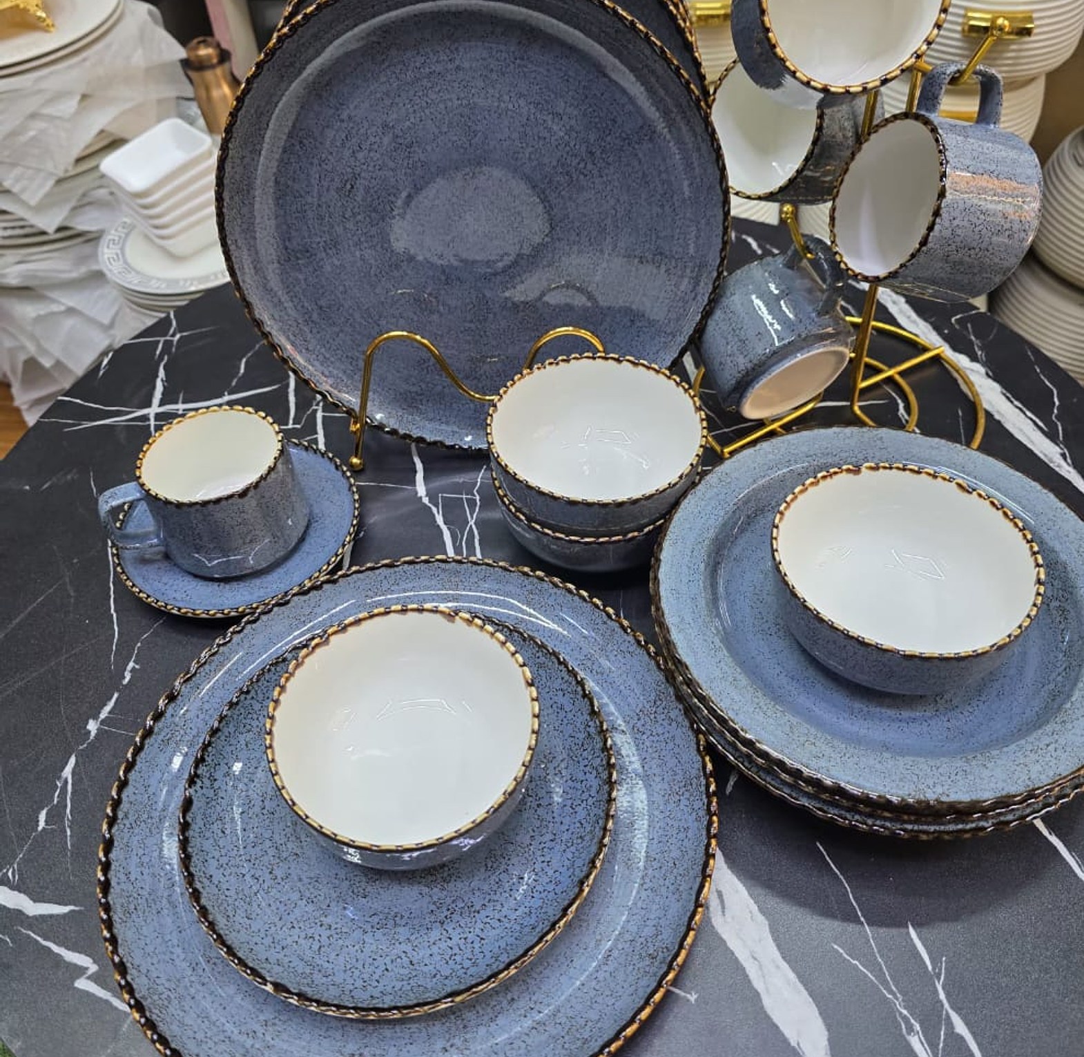 36-Piece European Kiln Porcelain Dinner Set with Textured Gold Rims image