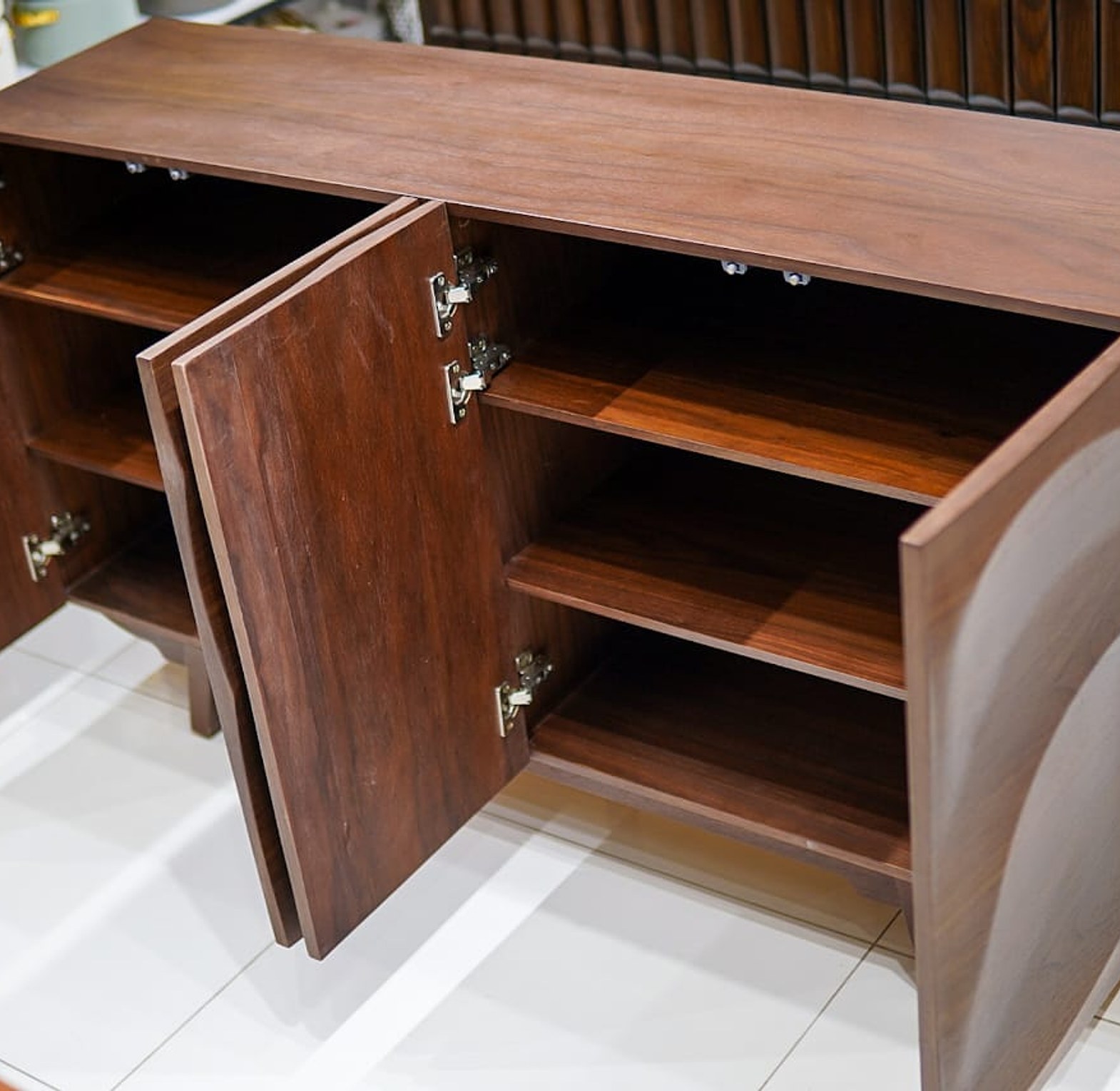 Buffet Table – Design C image