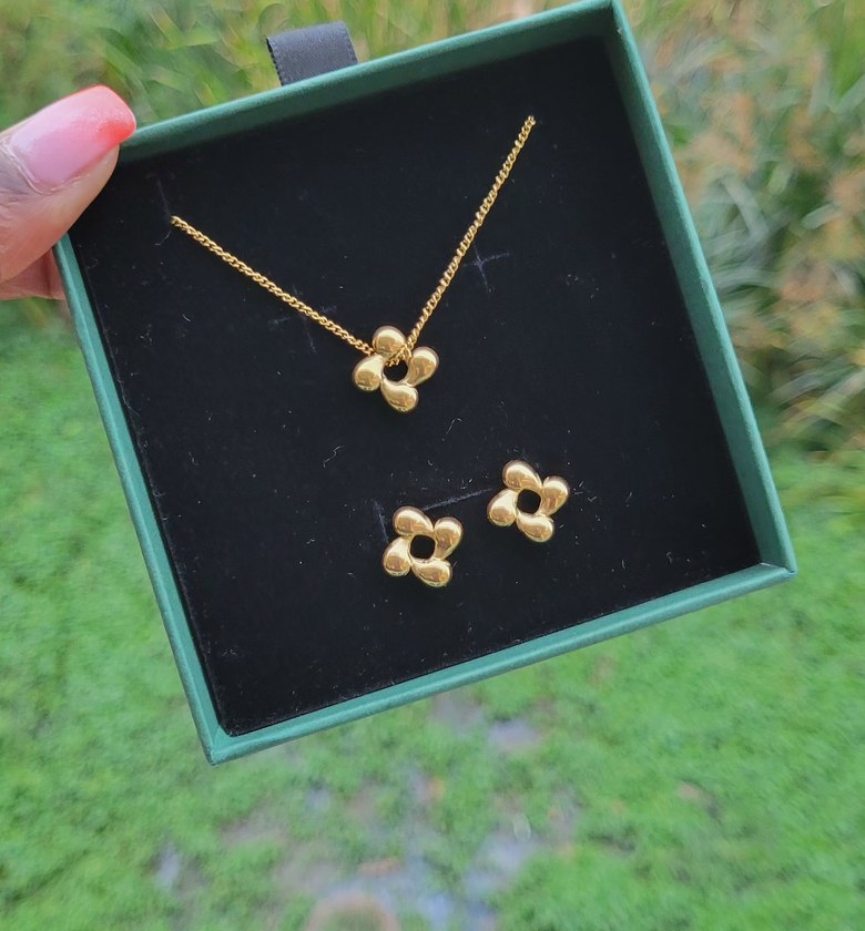Cirrus gold set image