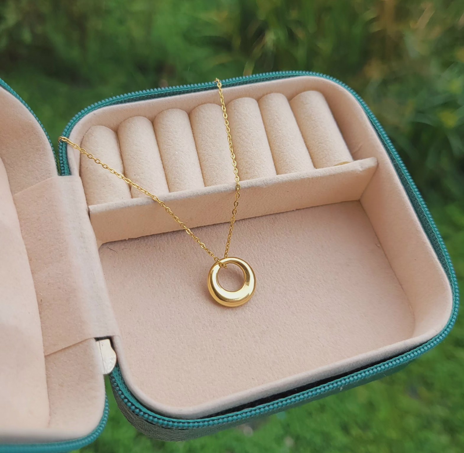 Hilda circle necklace  image