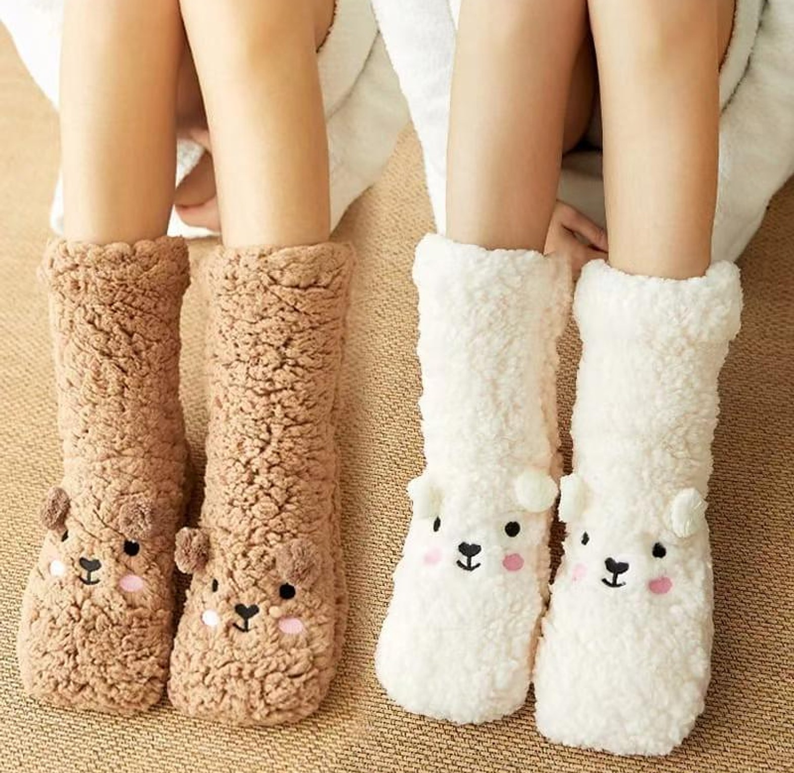1 pair of foot warmers  image