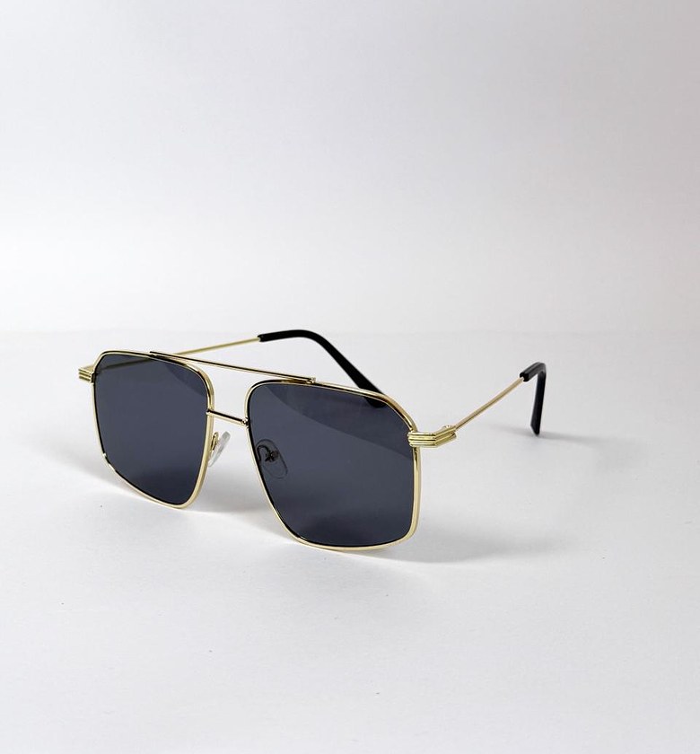  Hailey Black Gold image