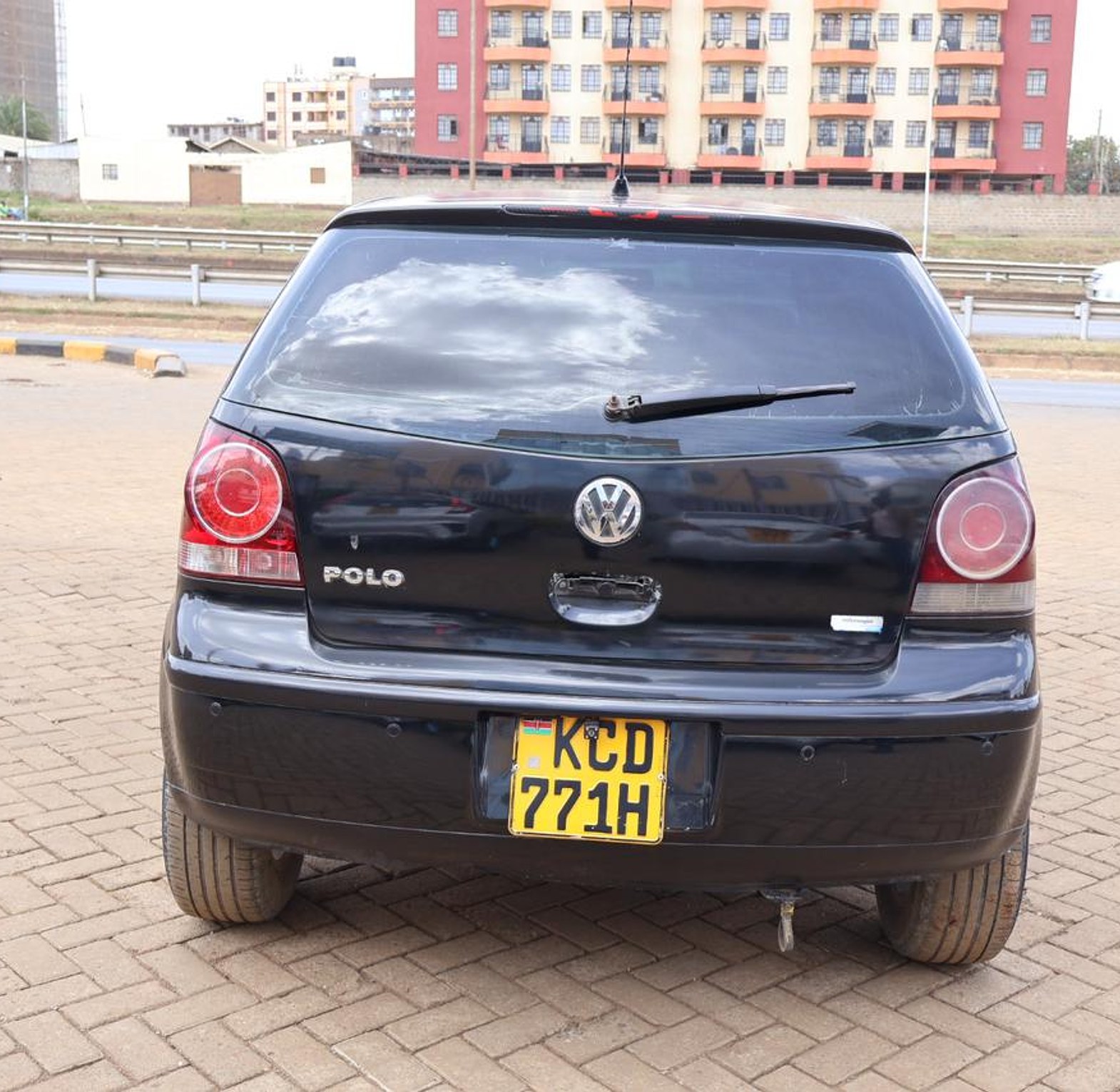 Volkswagen Polo KCD, YOM 2008 Model,  Automatic, Rating 1400cc image
