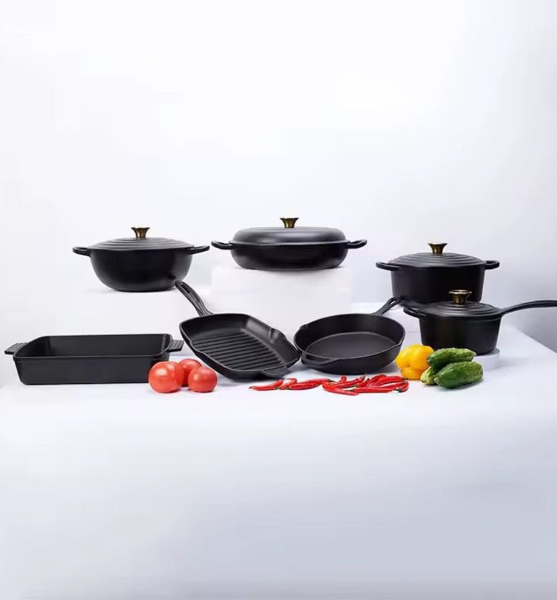 11-Piece Cast Iron Cookware Set image