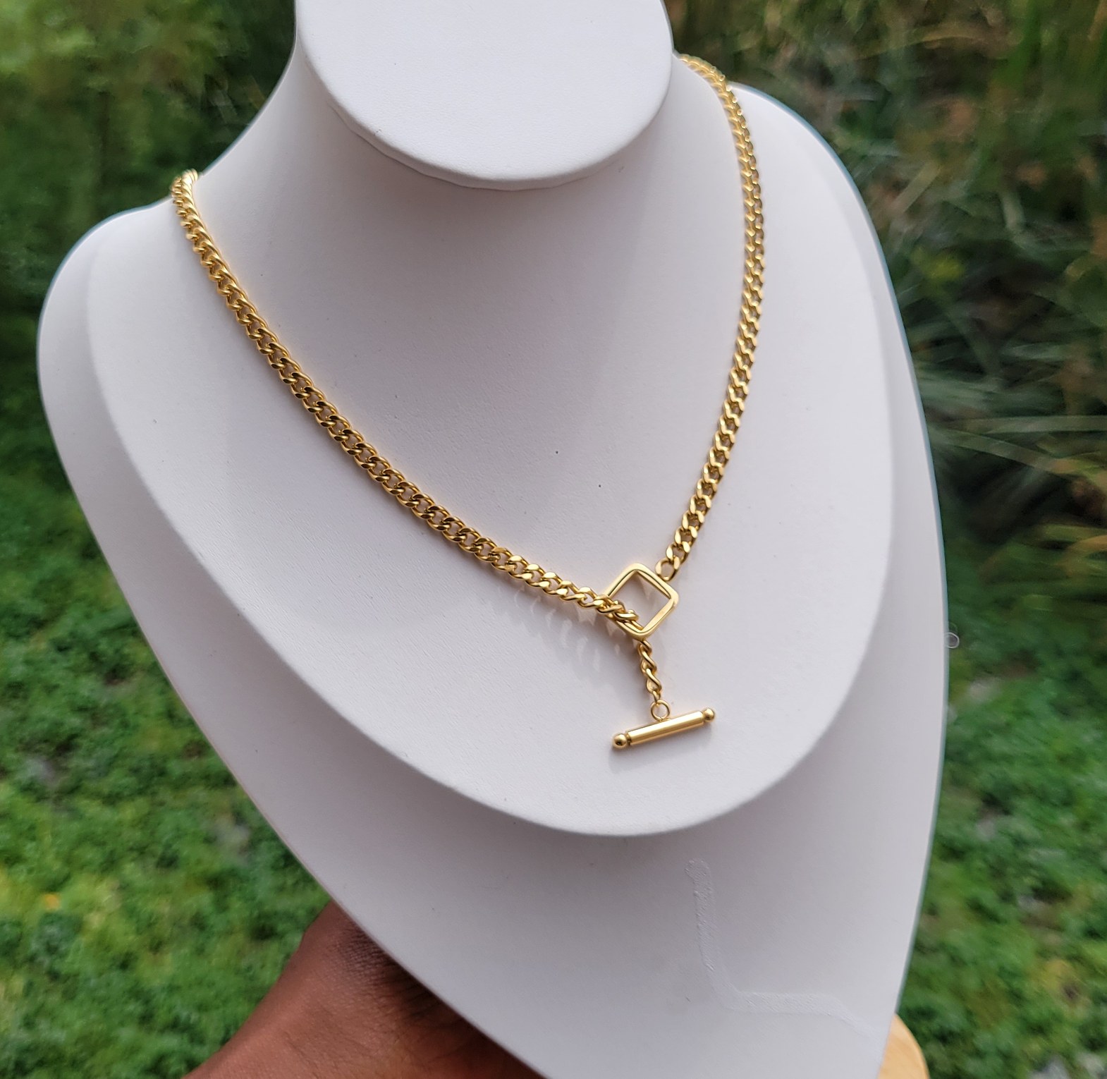 Nila necklace  image