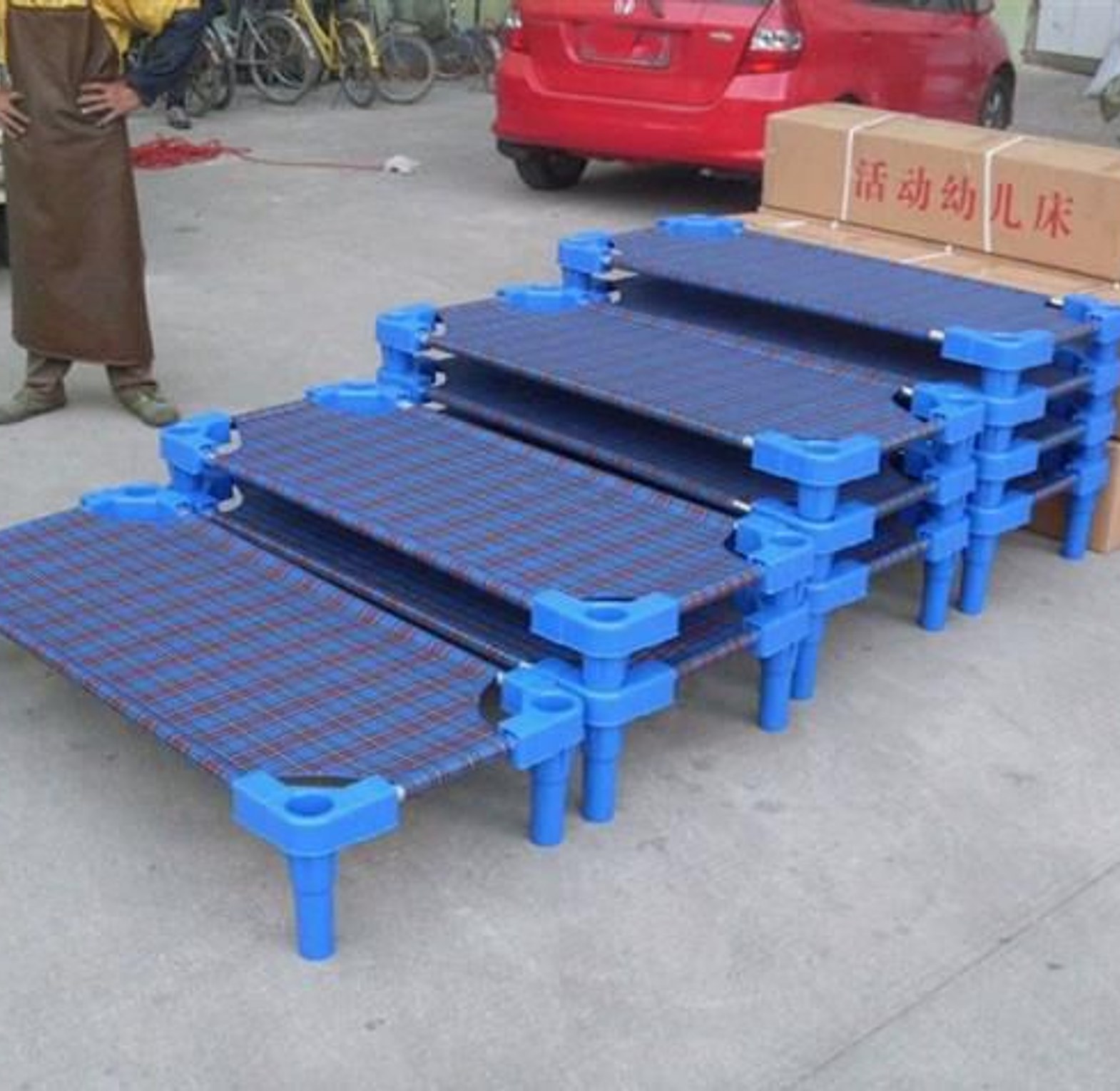 Stackable Kindergarten special plastic canvas bed bed Nursery lunch break bed image