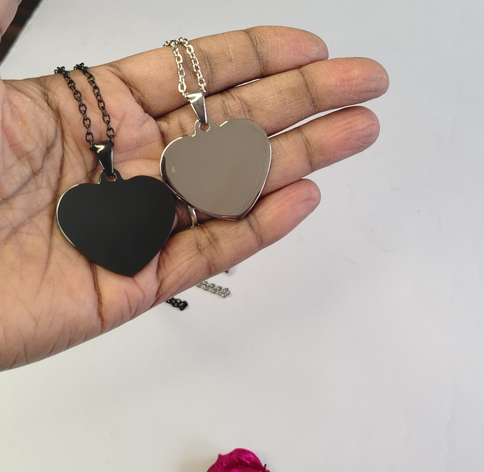 Customized Heart Pendant Necklace  image