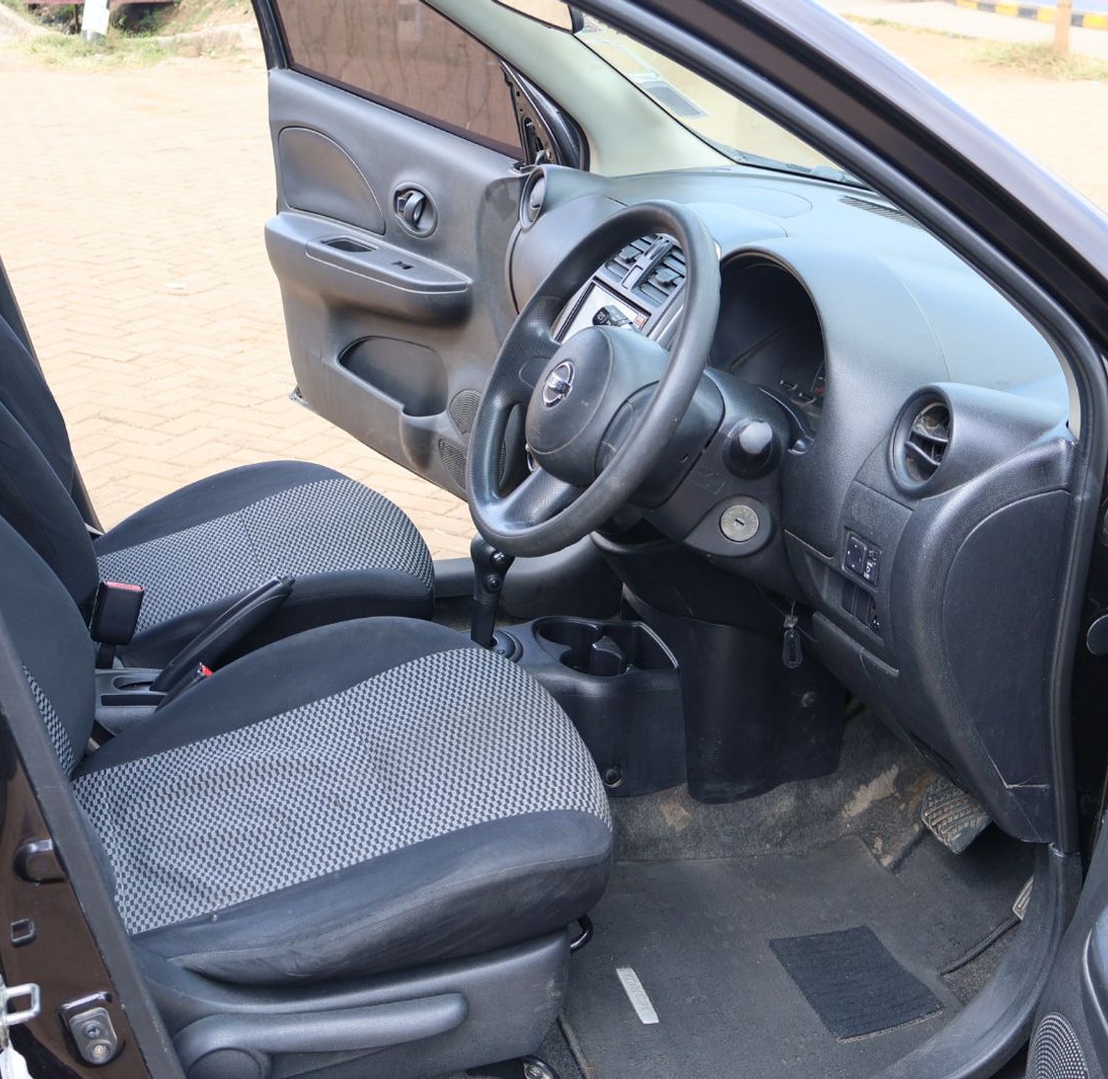 Nissan March KDC, YOM 2014,  Automatic, Rating 1190cc image