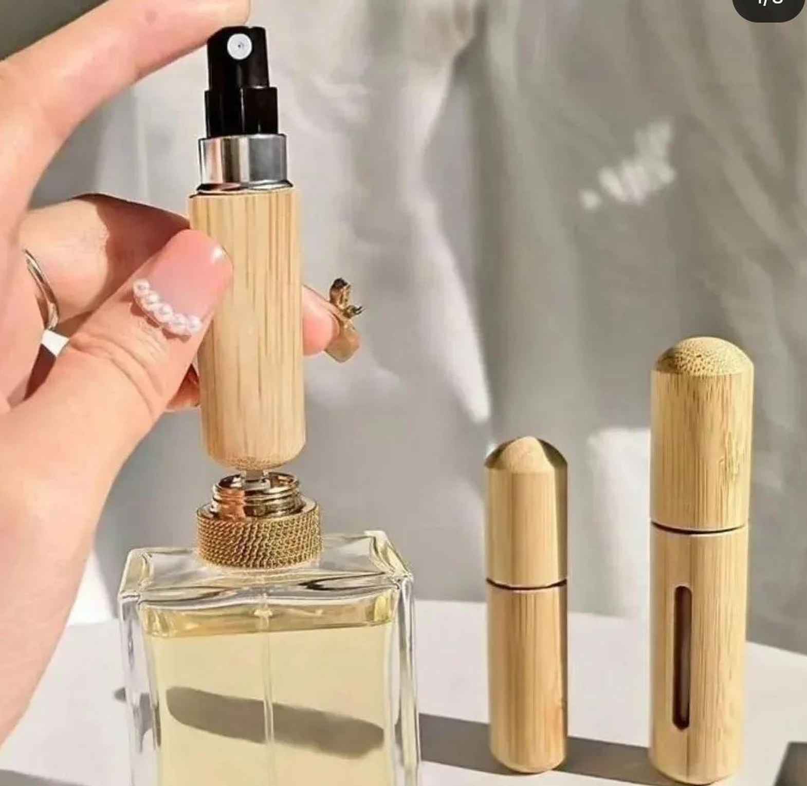 Portable mini perfume refill bottle image