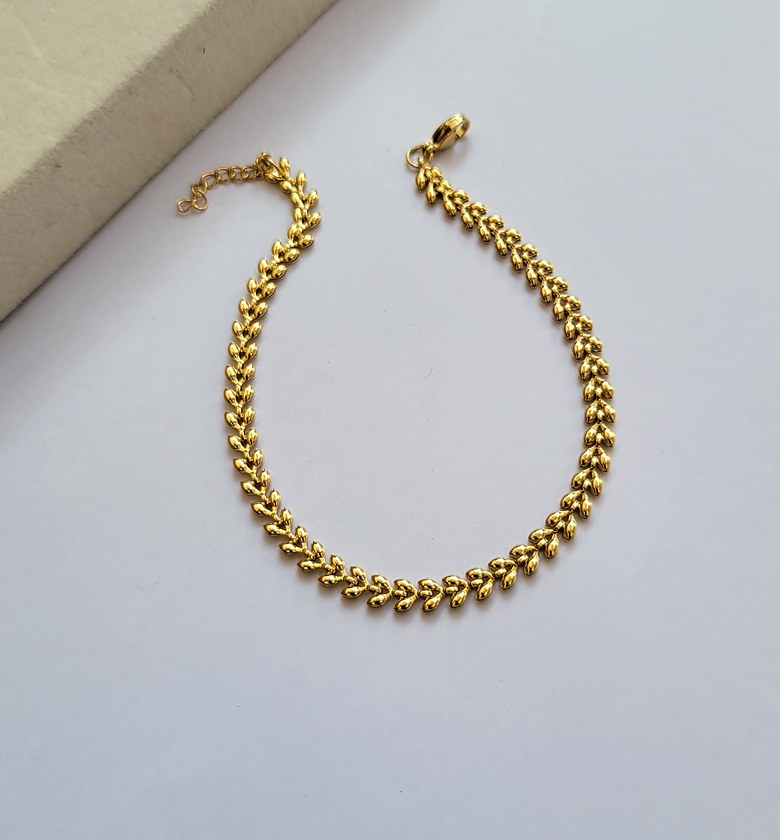 Anklet image