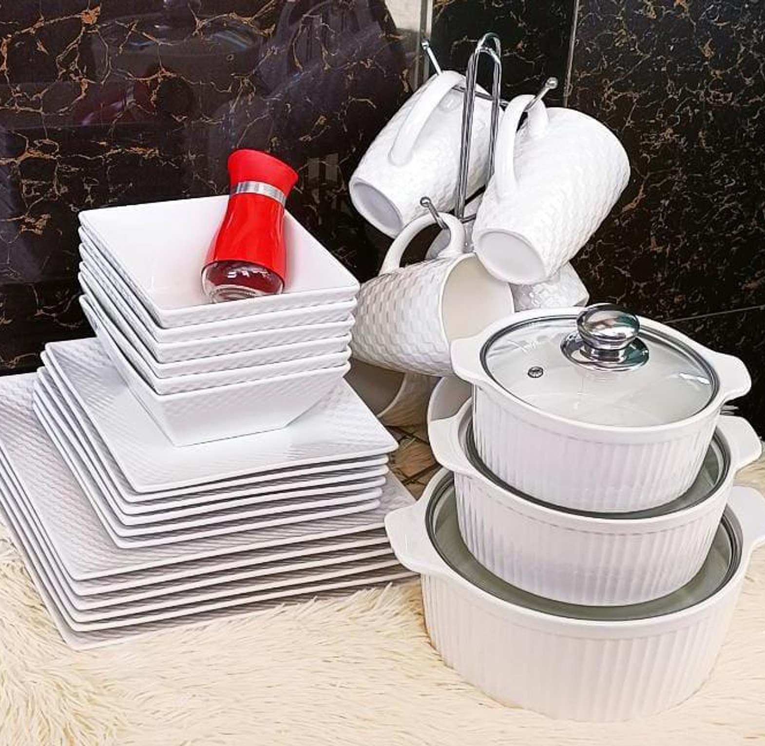 31 Pcs Dinner Sets  (6 Plates ,6 Side plates, 6 Bowls,6 Cups,3 Serving bowls ,3 Lids for the serving bowls,1 Salt shaker image