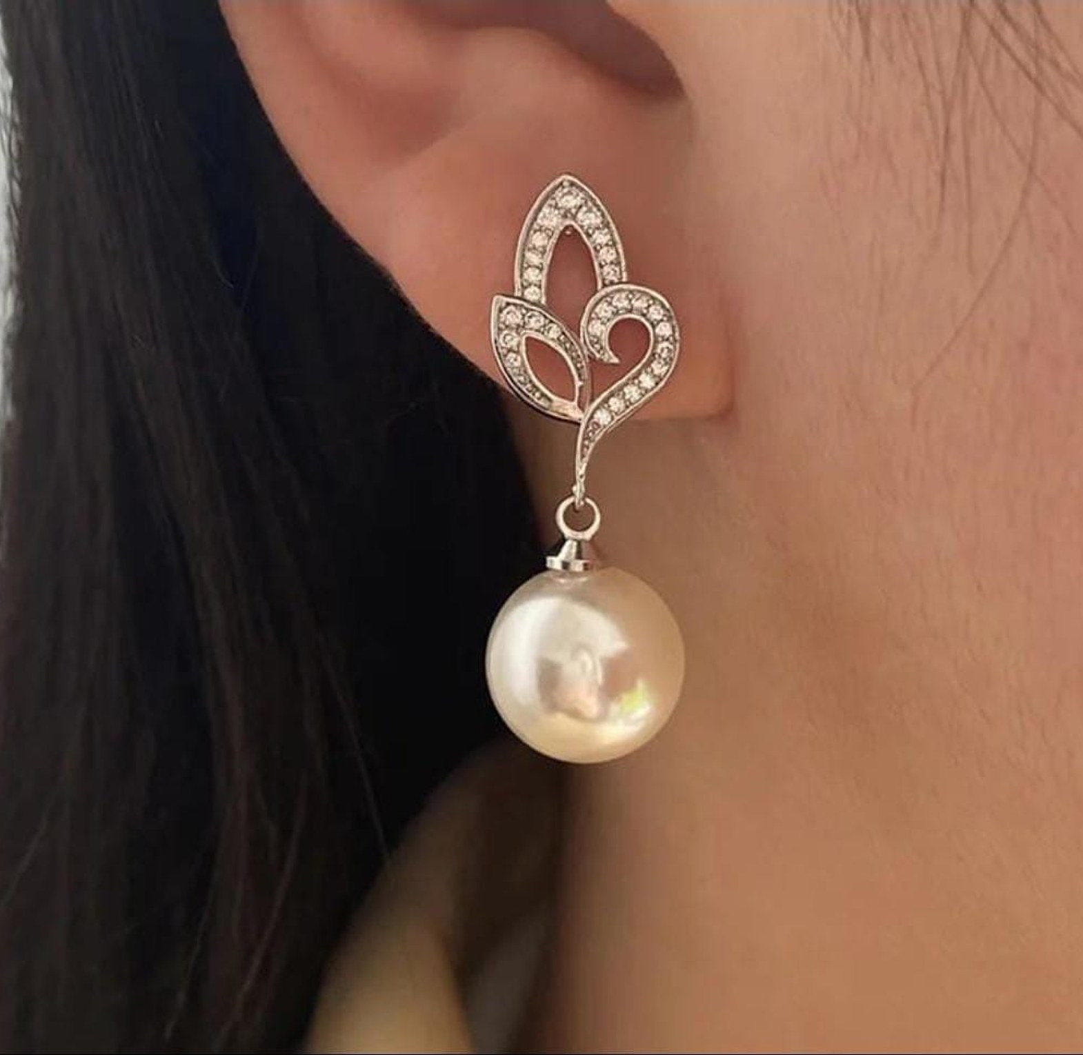 Cubic Zirconia imitation pearl drop earring image