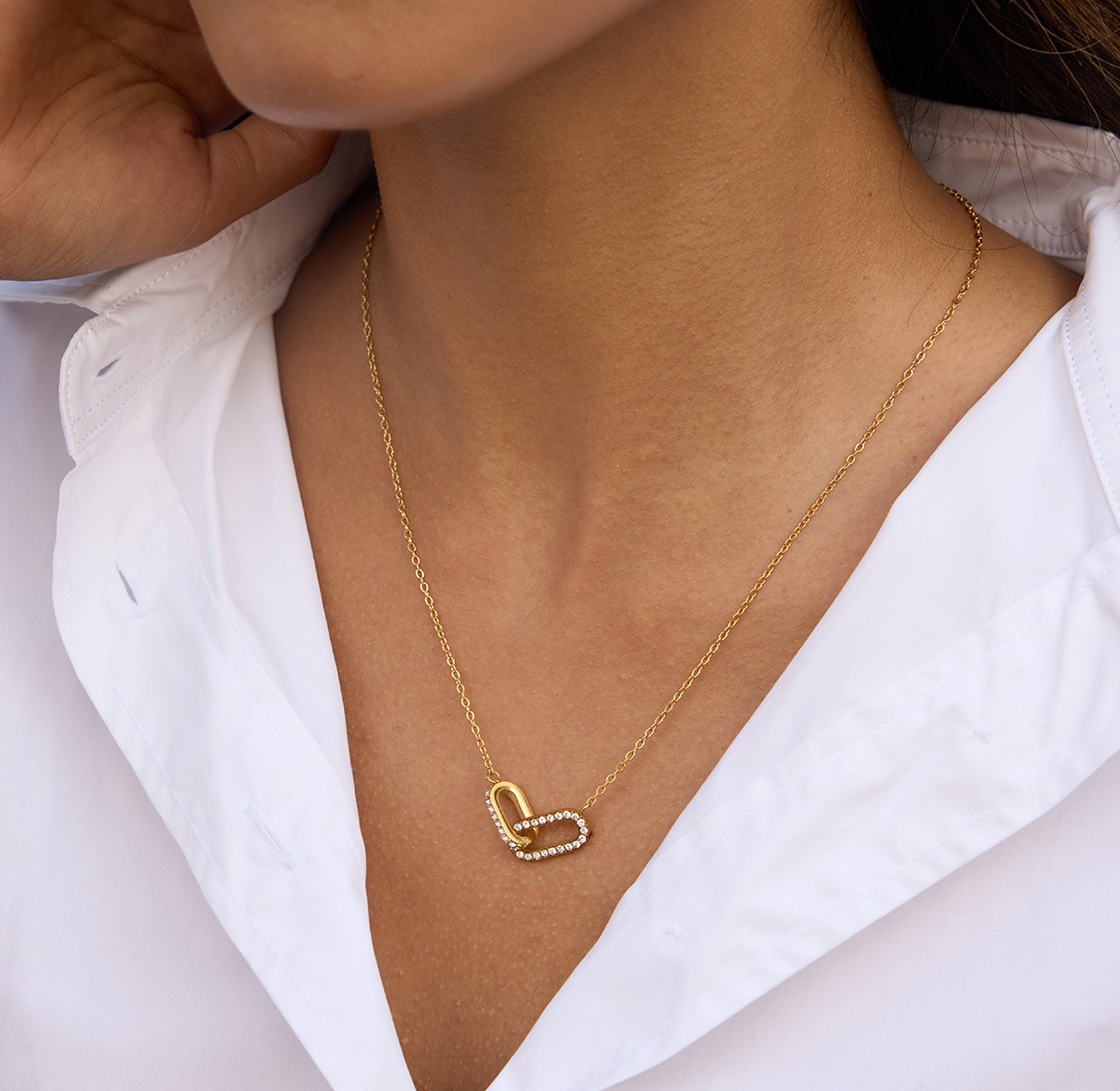  Interlocking Link Necklace image
