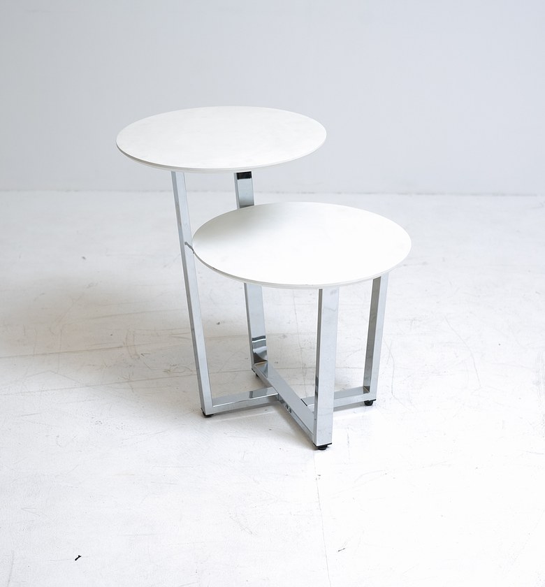 TABLE CORNER ROUND 67X50  image