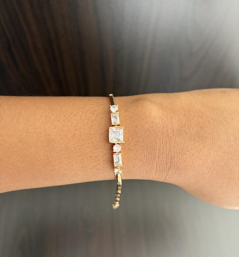Nayela Bracelet  image