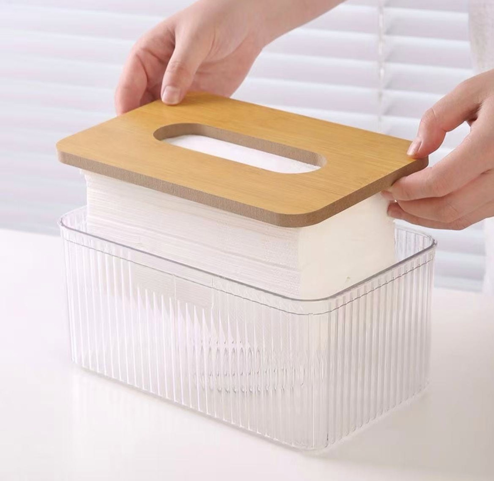 Transparent Serviette holder  image