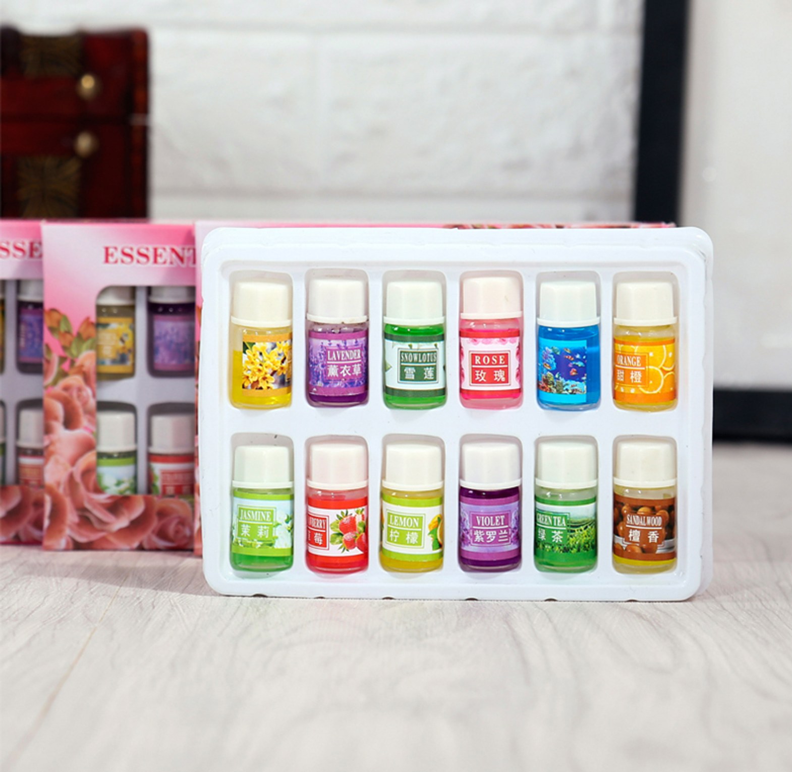 12pc Diffuser/Humidifier Essential Oils image