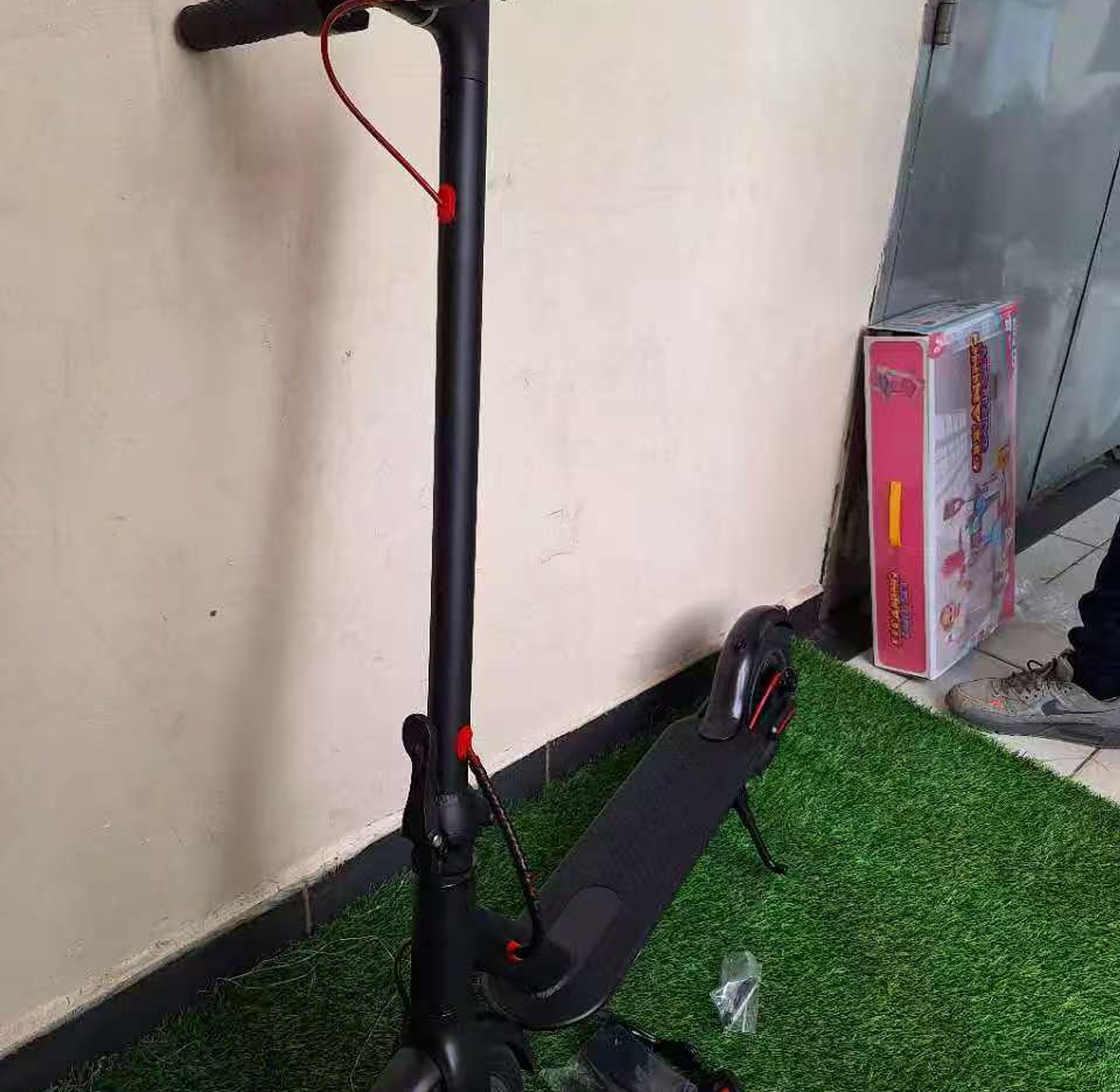 Adult Electric Scooter. ELECTRIC SCOOTER FOLDABLE TWO-WHEEL SCOOTER LITHIUM BATTERY image