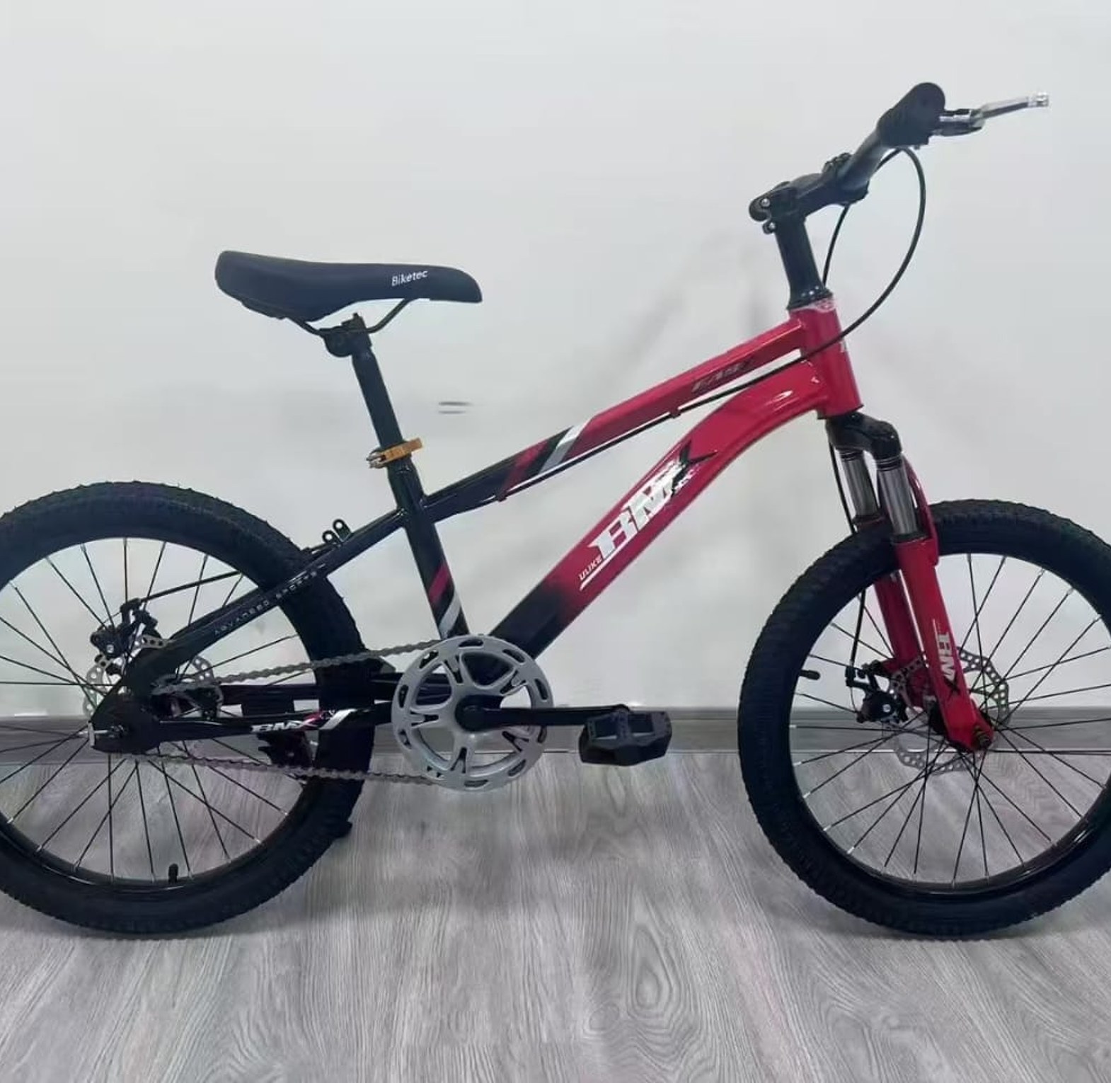 Bicycles. Bmx SIZE 24 BICYCLE Suitable for age 10-17 Years image