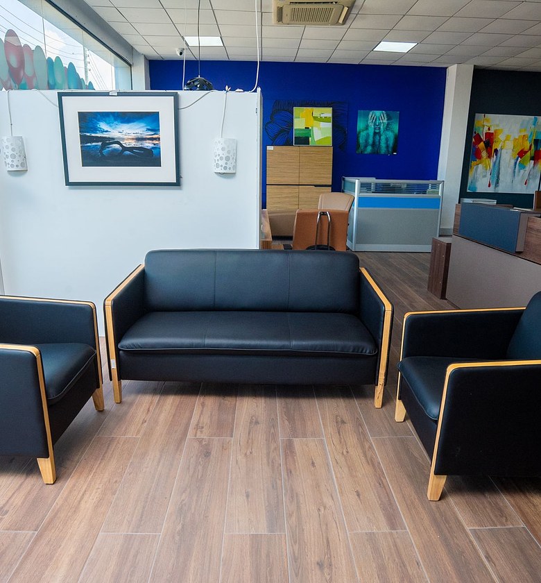 OFFICE SOFA 3+1+1 CLR BLA image