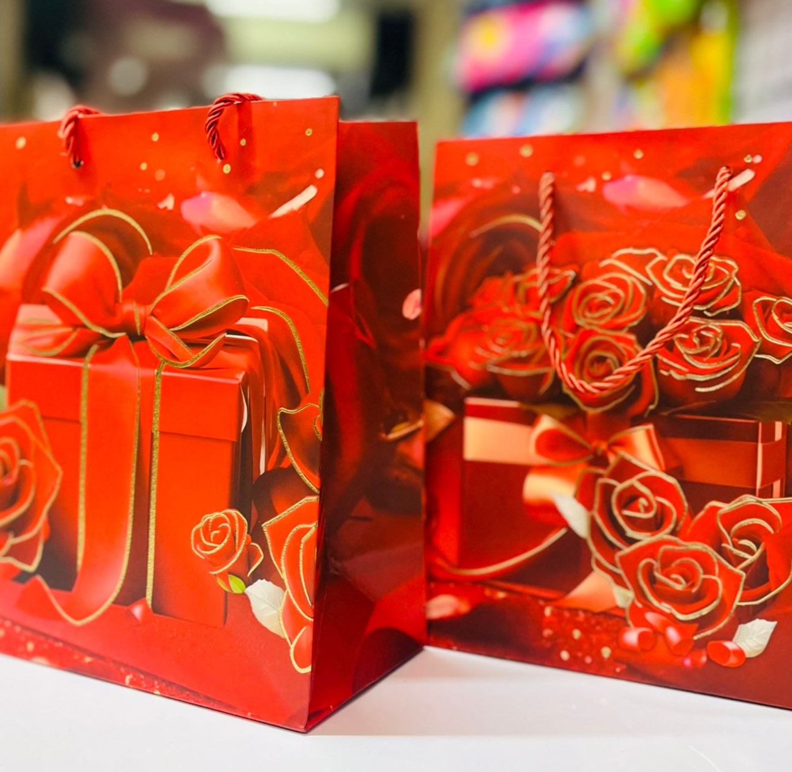 Gift Bags. Large Kraft Packaging Bags-Merchandise Gift Bags- image