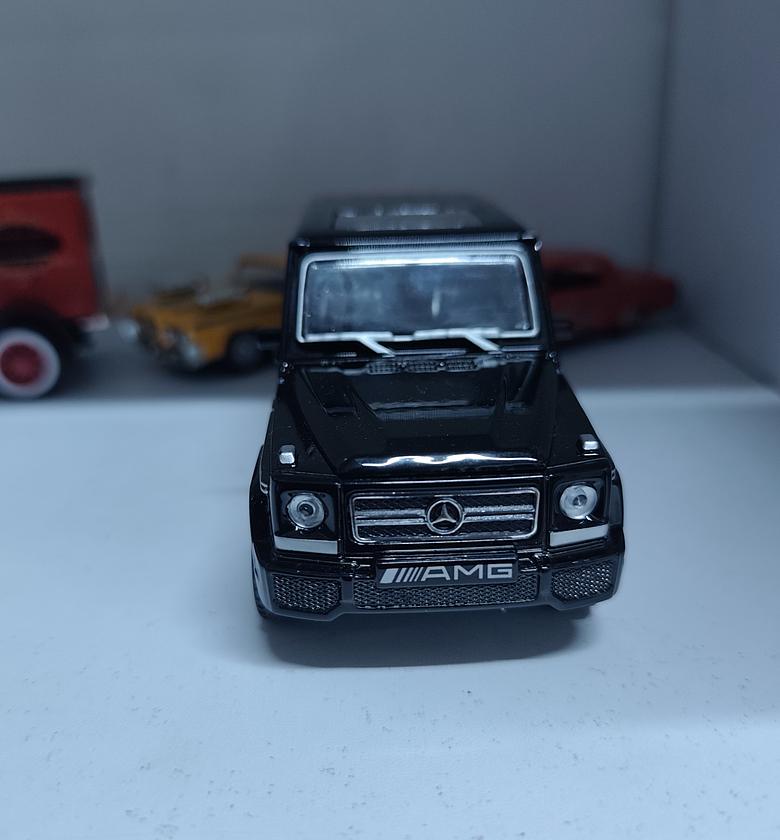 Mercedes Benz G-Wagon G63 Diecast Metal Toy Car 1:32 Scale Pull-Back Action Model with Opening Doors – Black Gloss Finish image