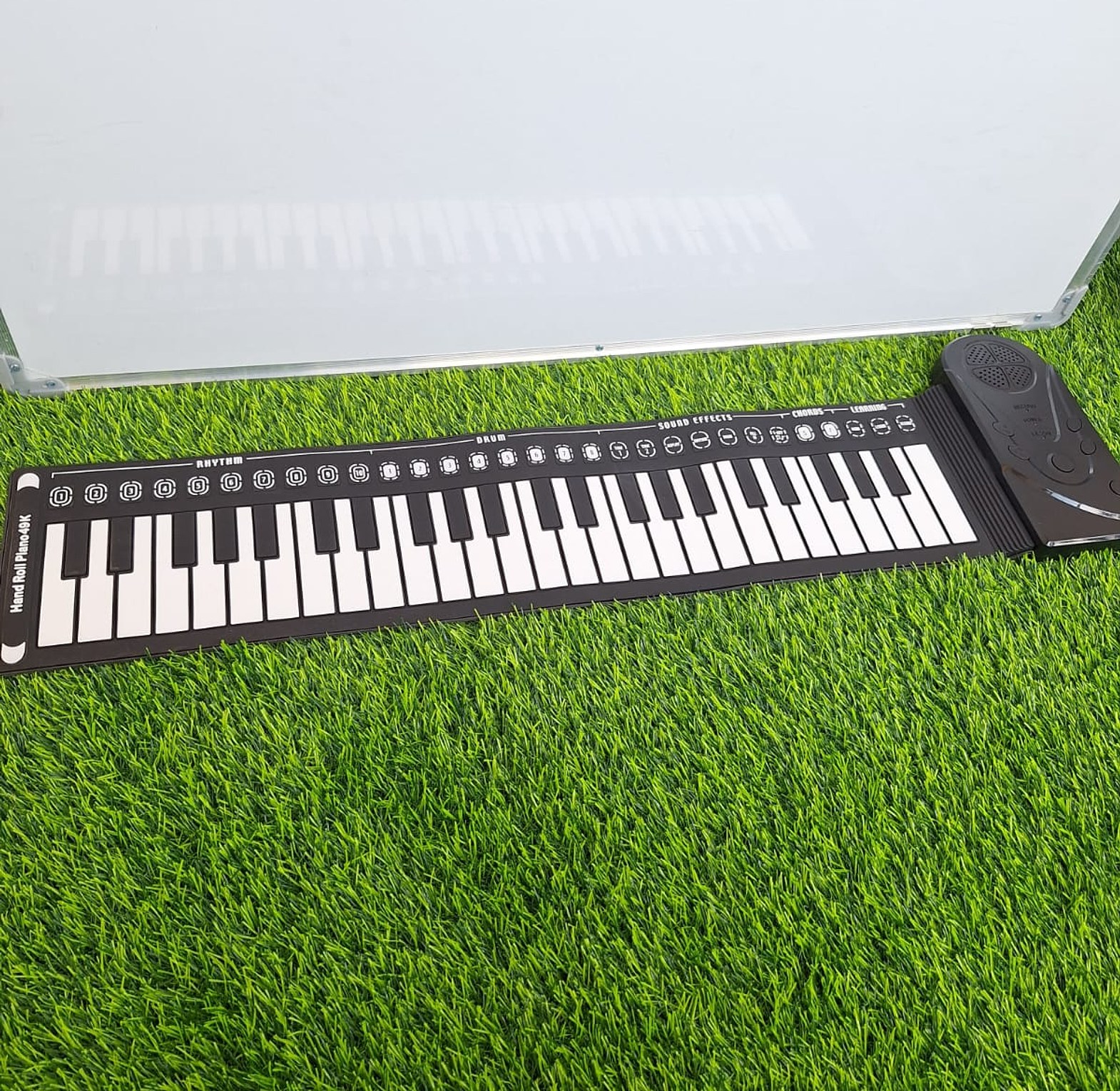 Foldable Electronic Piano Keyboard – Portable Roll-Up Music Fun image