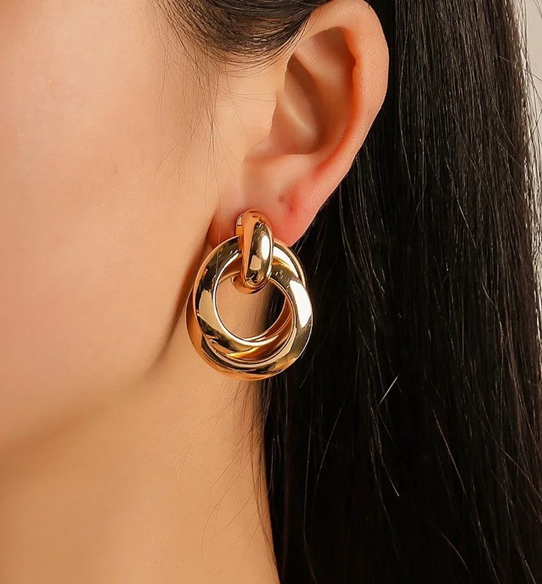 Dainty spiral earrings  image