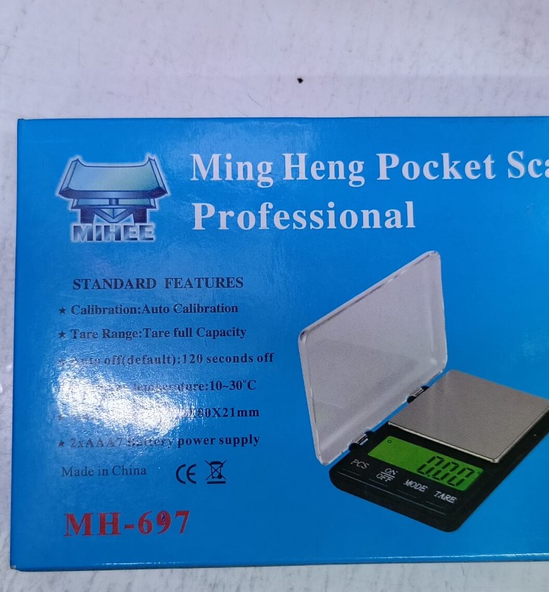 Big digital pocket scale image