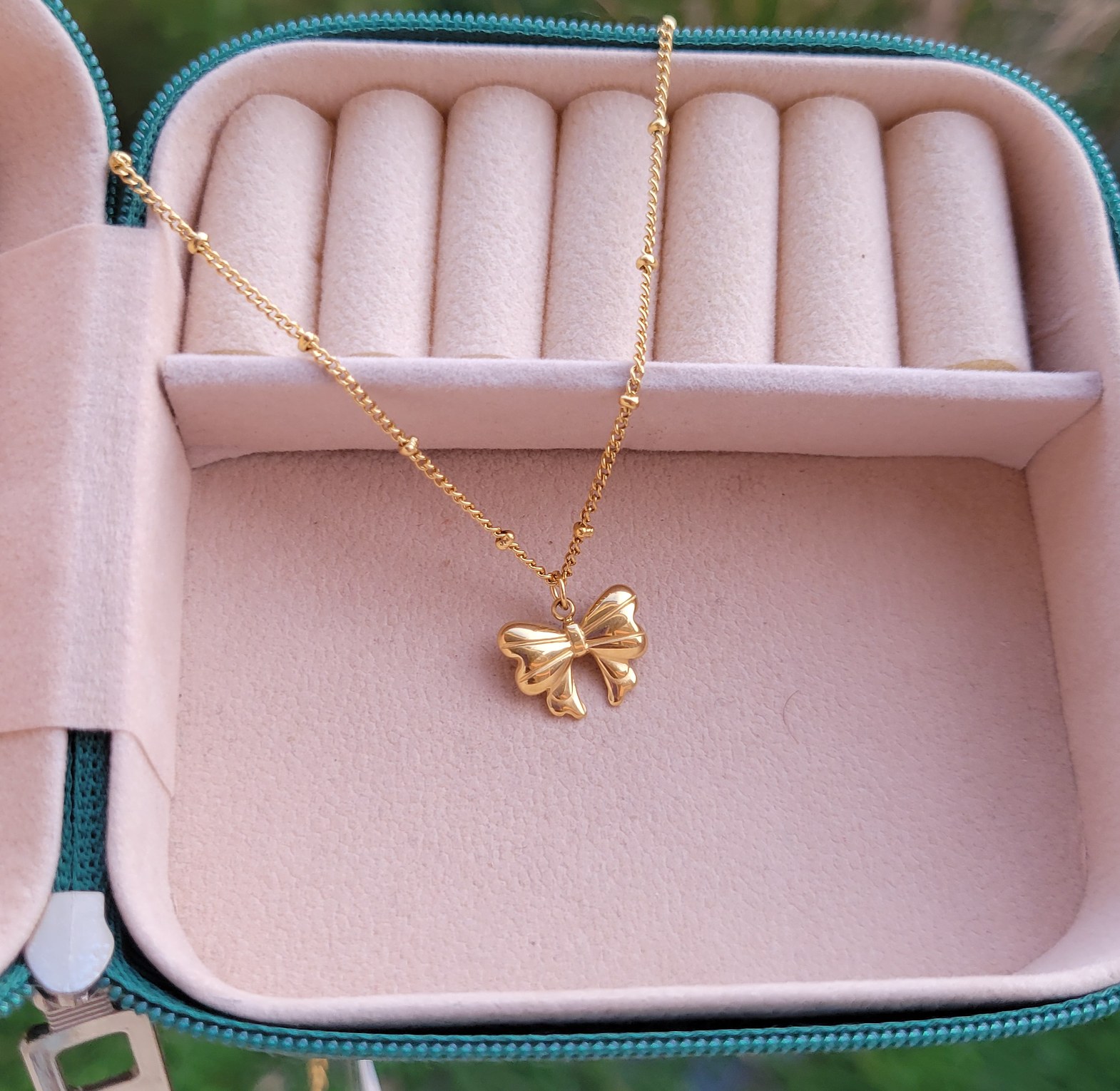 Short bow necklace  image