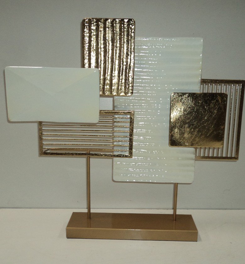 STATUE (ABSTRACT DESIGN), image