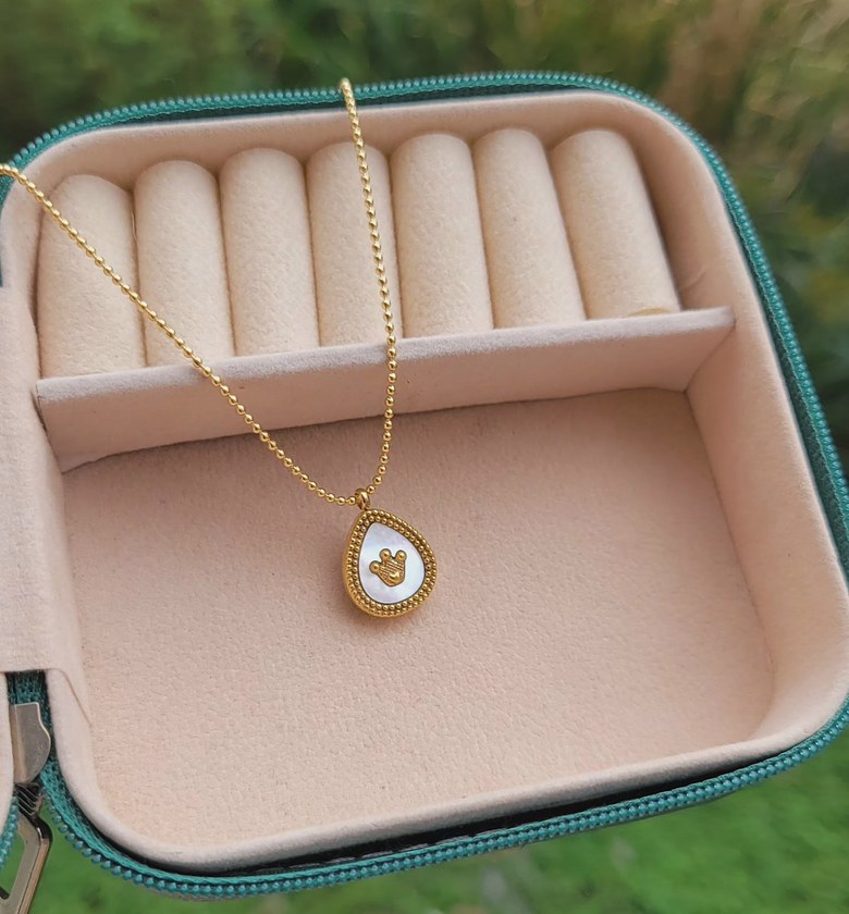Will white necklace  image
