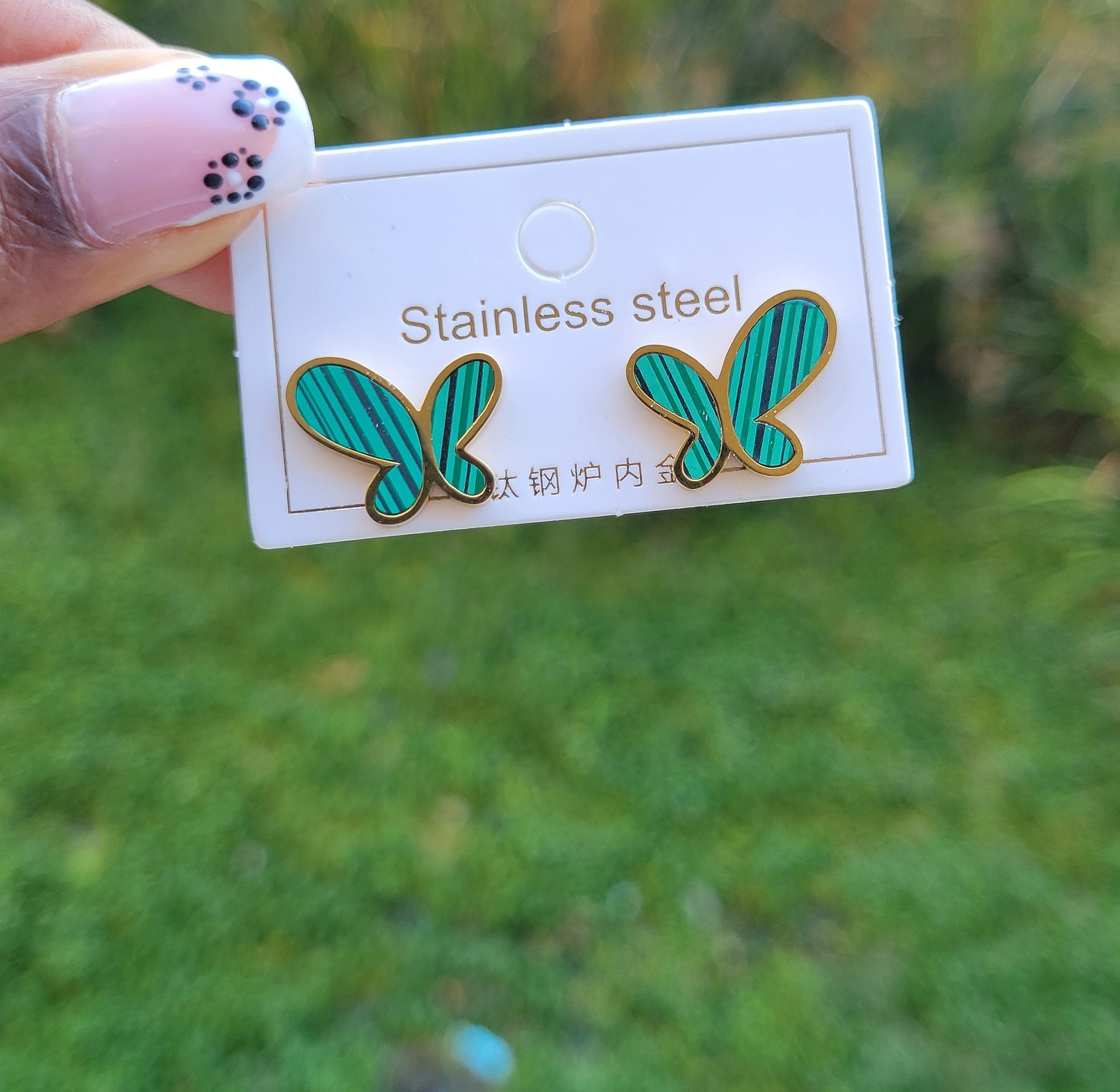 Green butterfly earrings  image