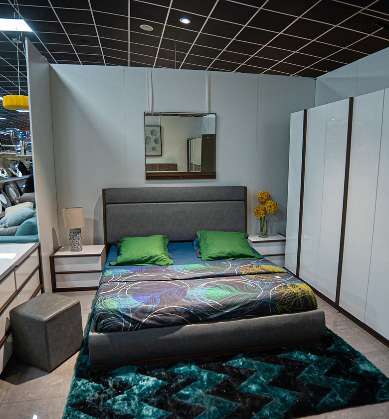BED 180X200 CM+2 NIGHT STANDS image