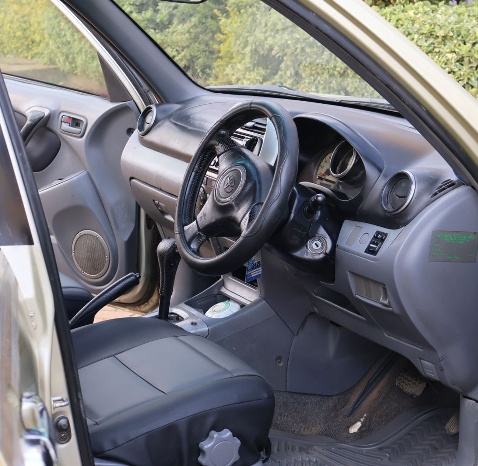 Toyota Rav4 KBJ, YOM 2002 Model,  Automatic image