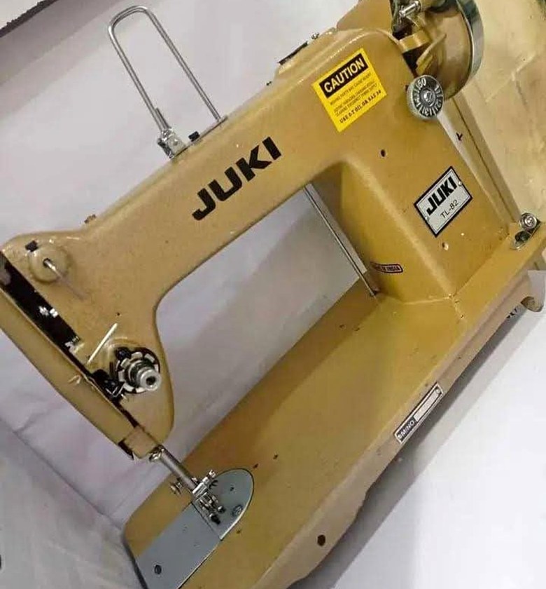 Juki TA2 sewing machine image