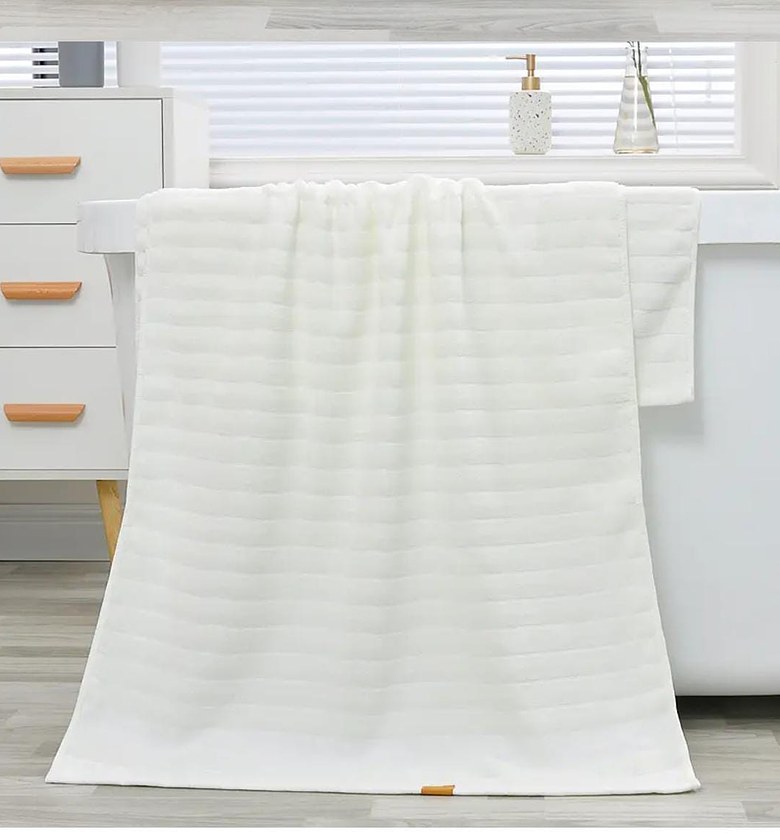 3pc Set Premium Towel Set image