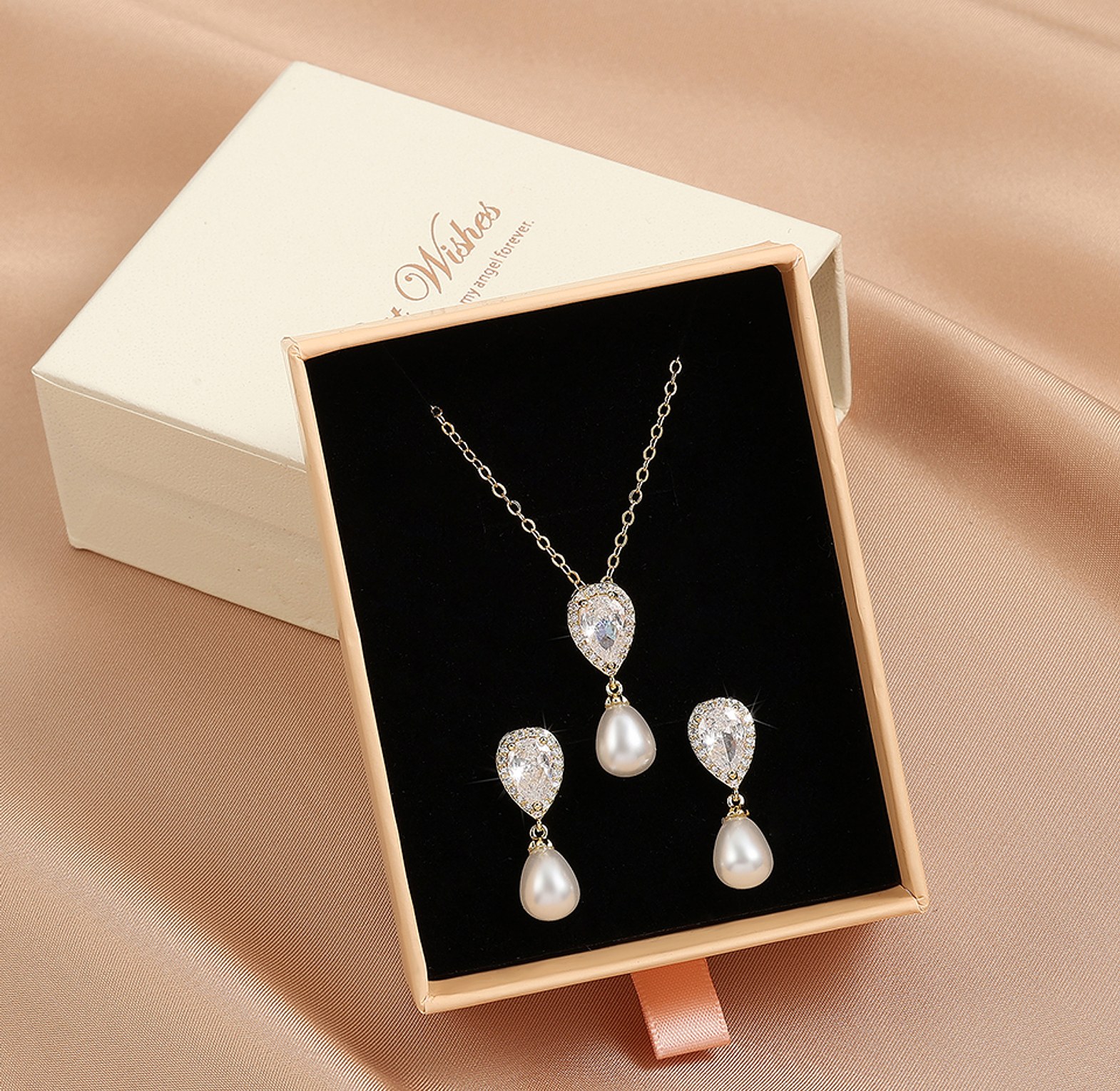 Cubic Zirconia Imitation Pearl Set image
